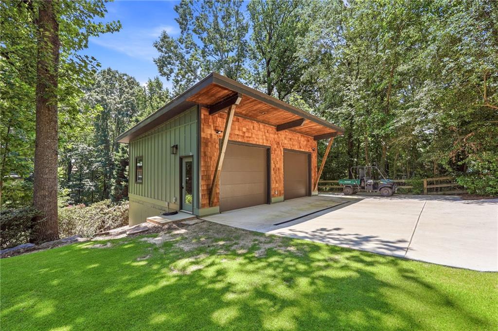 5973 Nachoochee Trail
