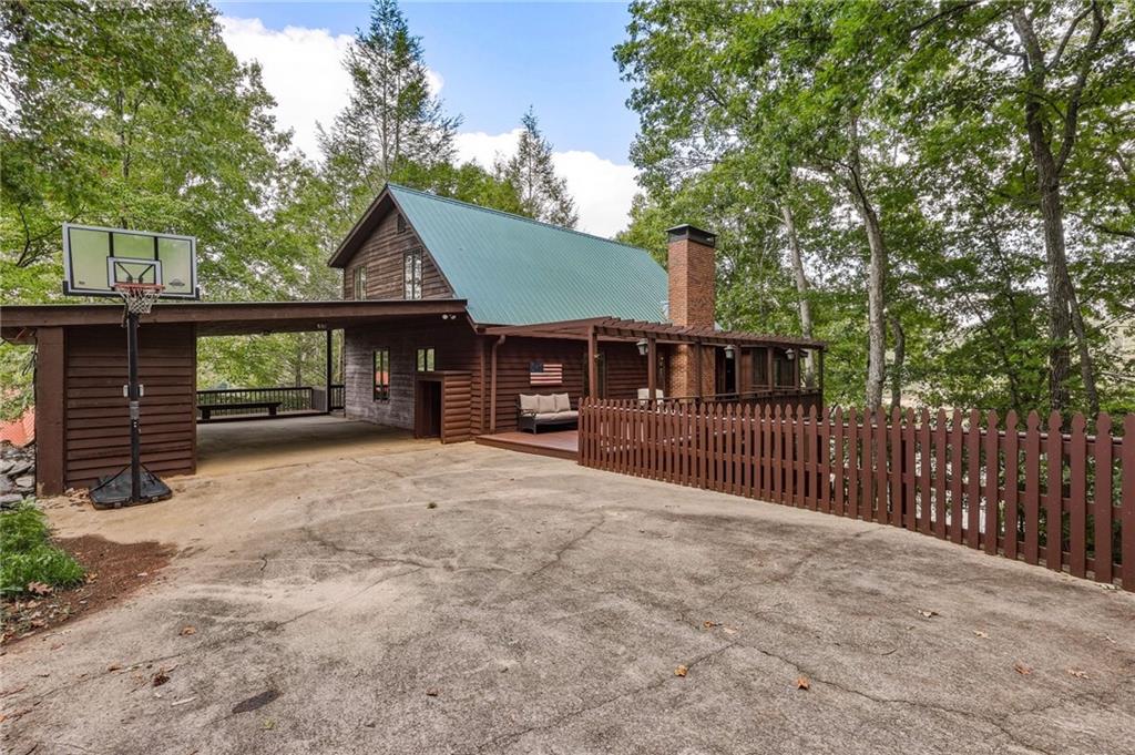 319 Chestatee View Drive
