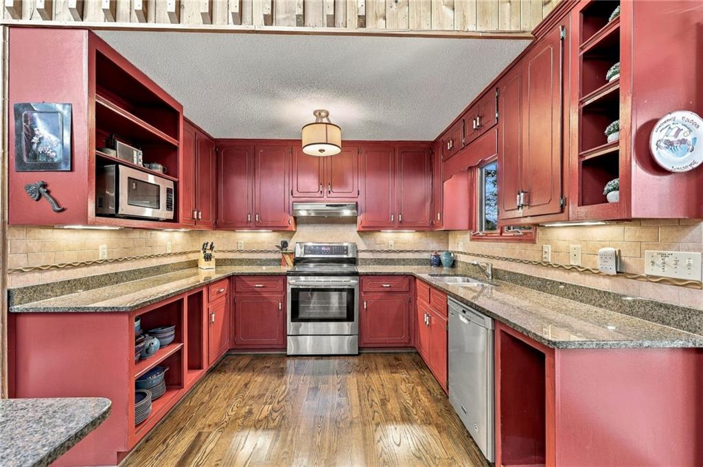 319 Chestatee View Drive