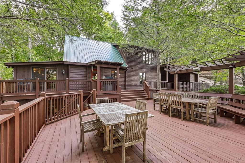 319 Chestatee View Drive