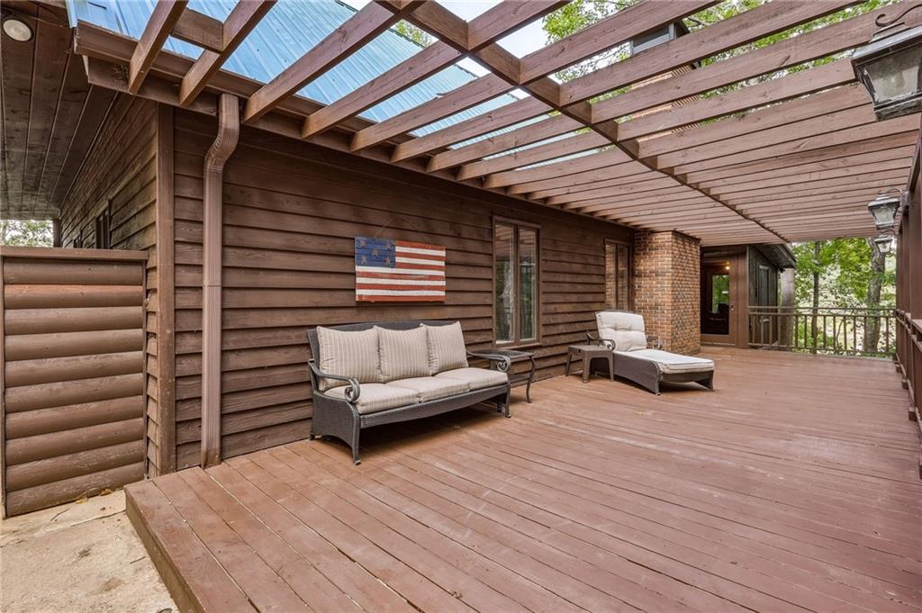 319 Chestatee View Drive