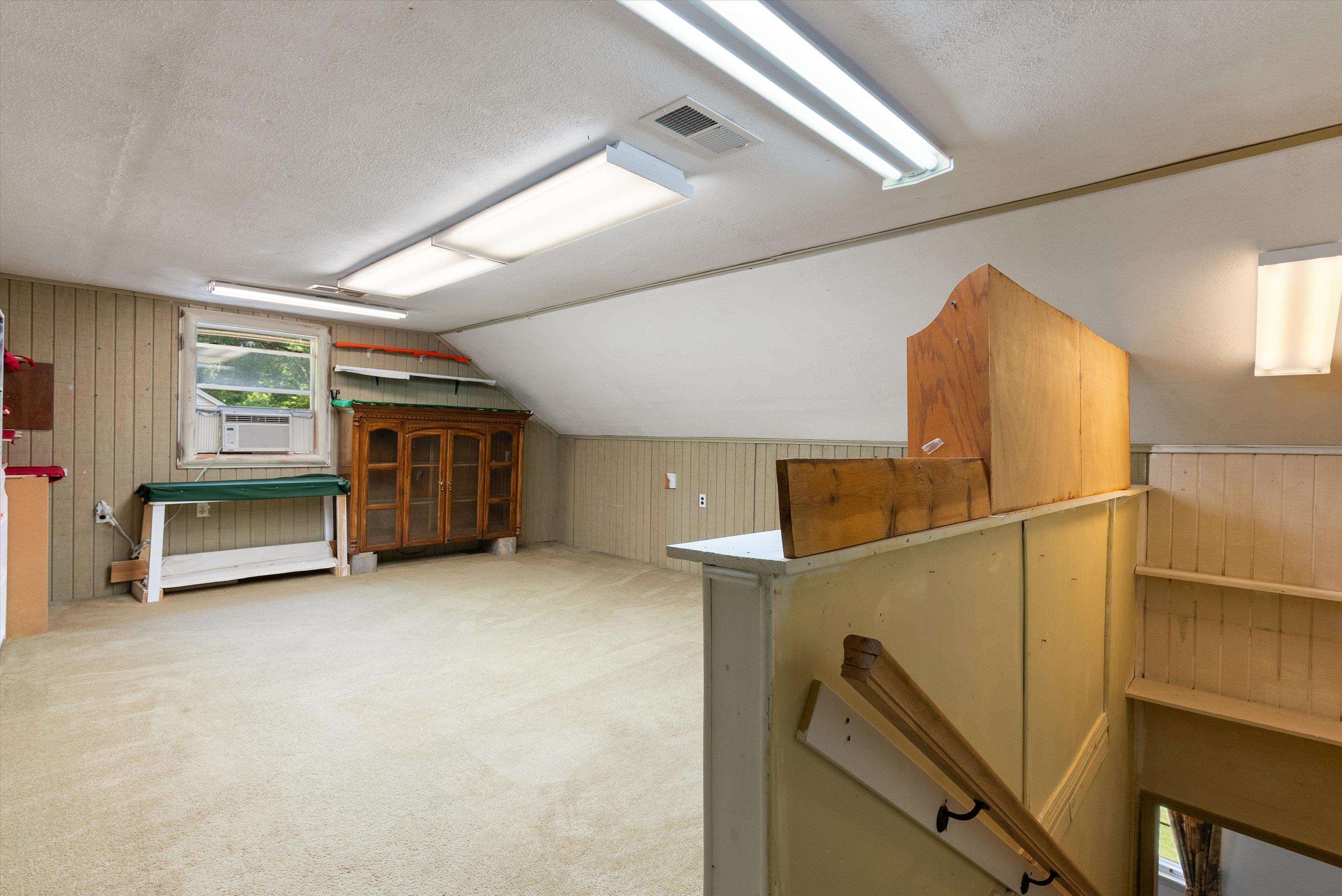 1695 OLD MILL RD