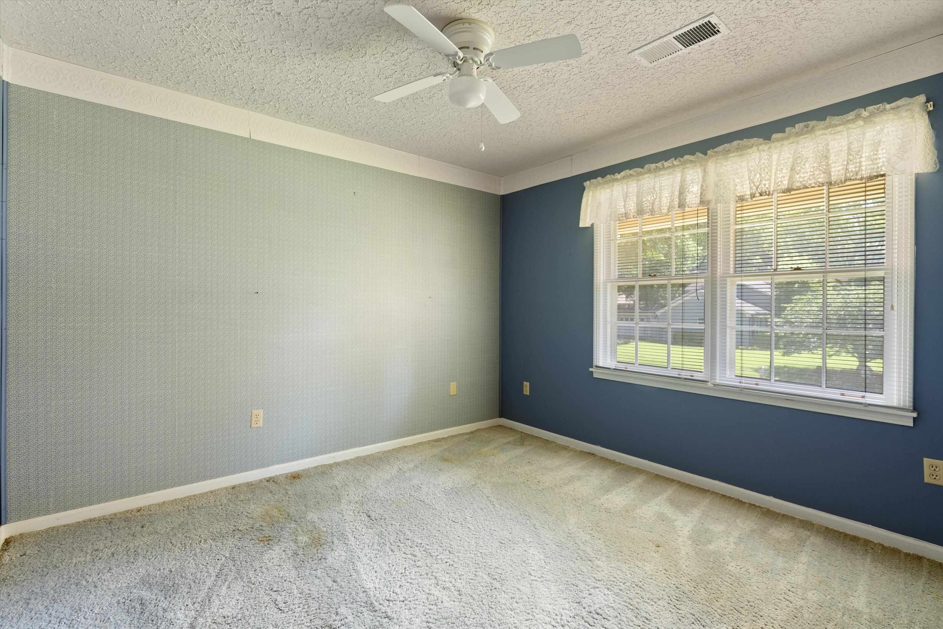 1695 OLD MILL RD