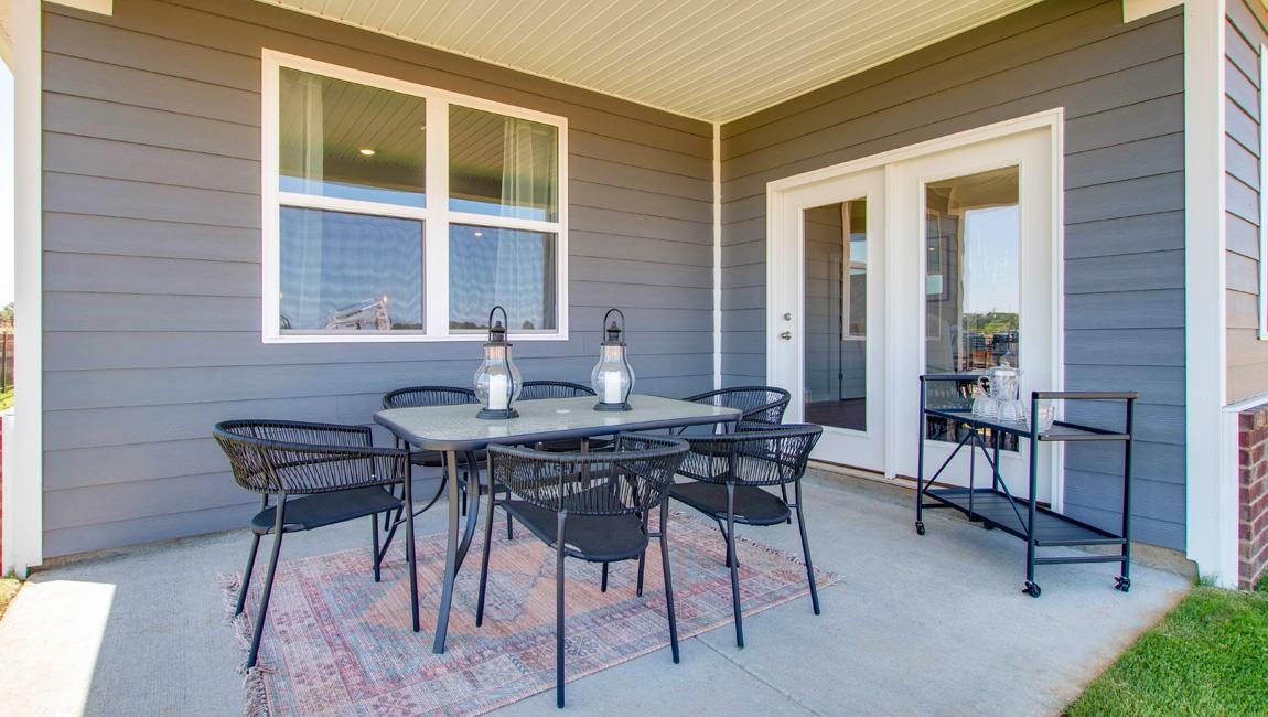 555 WINDEMERE LOOP