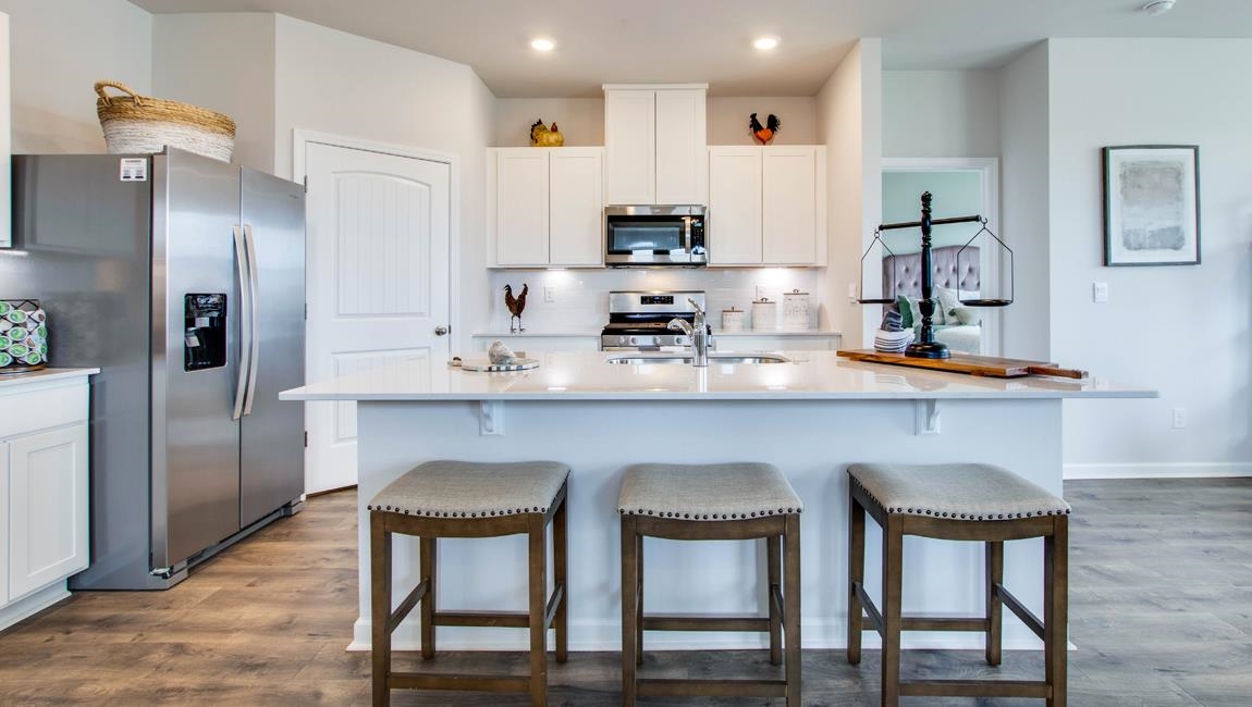 555 WINDEMERE LOOP