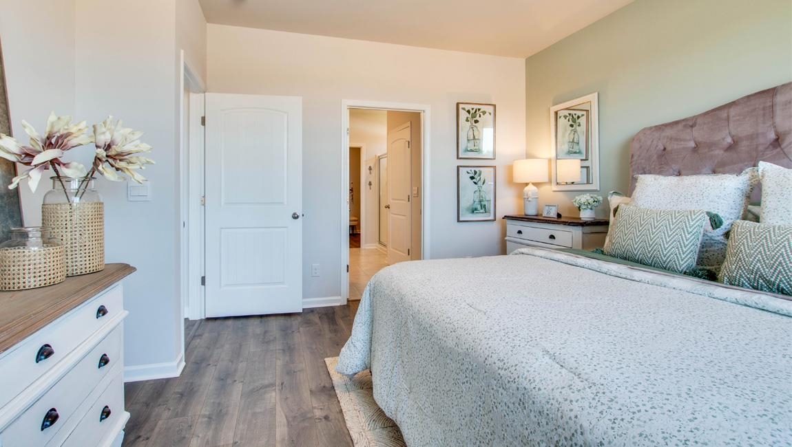 555 WINDEMERE LOOP