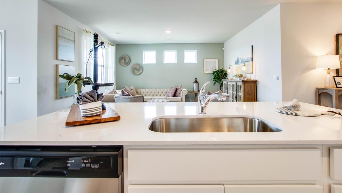 555 WINDEMERE LOOP