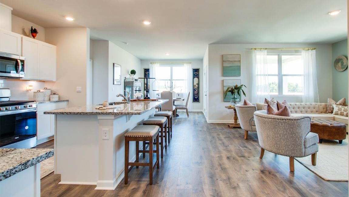 555 WINDEMERE LOOP