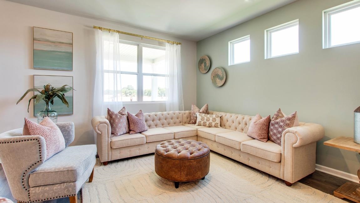 555 WINDEMERE LOOP