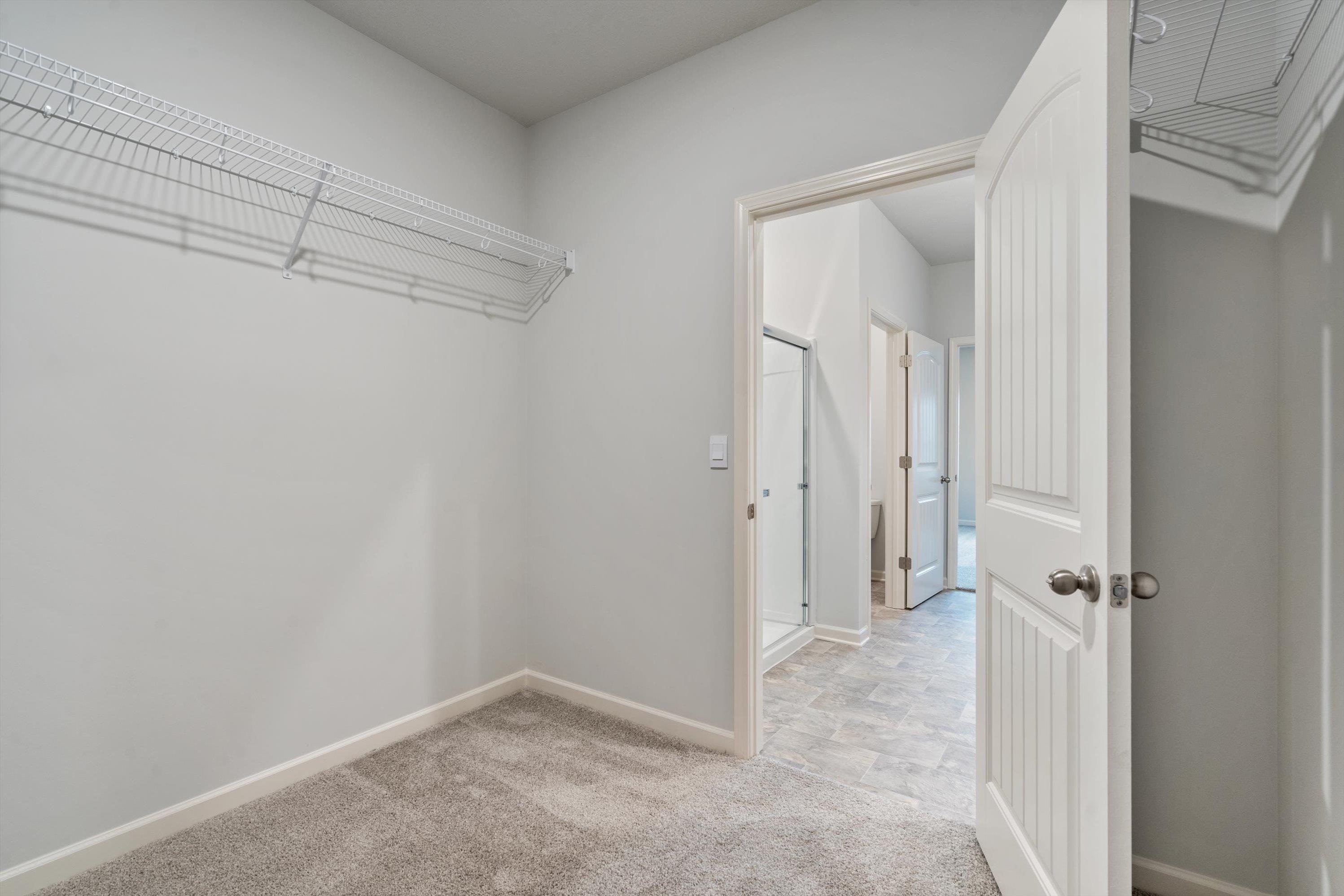 555 WINDEMERE LOOP