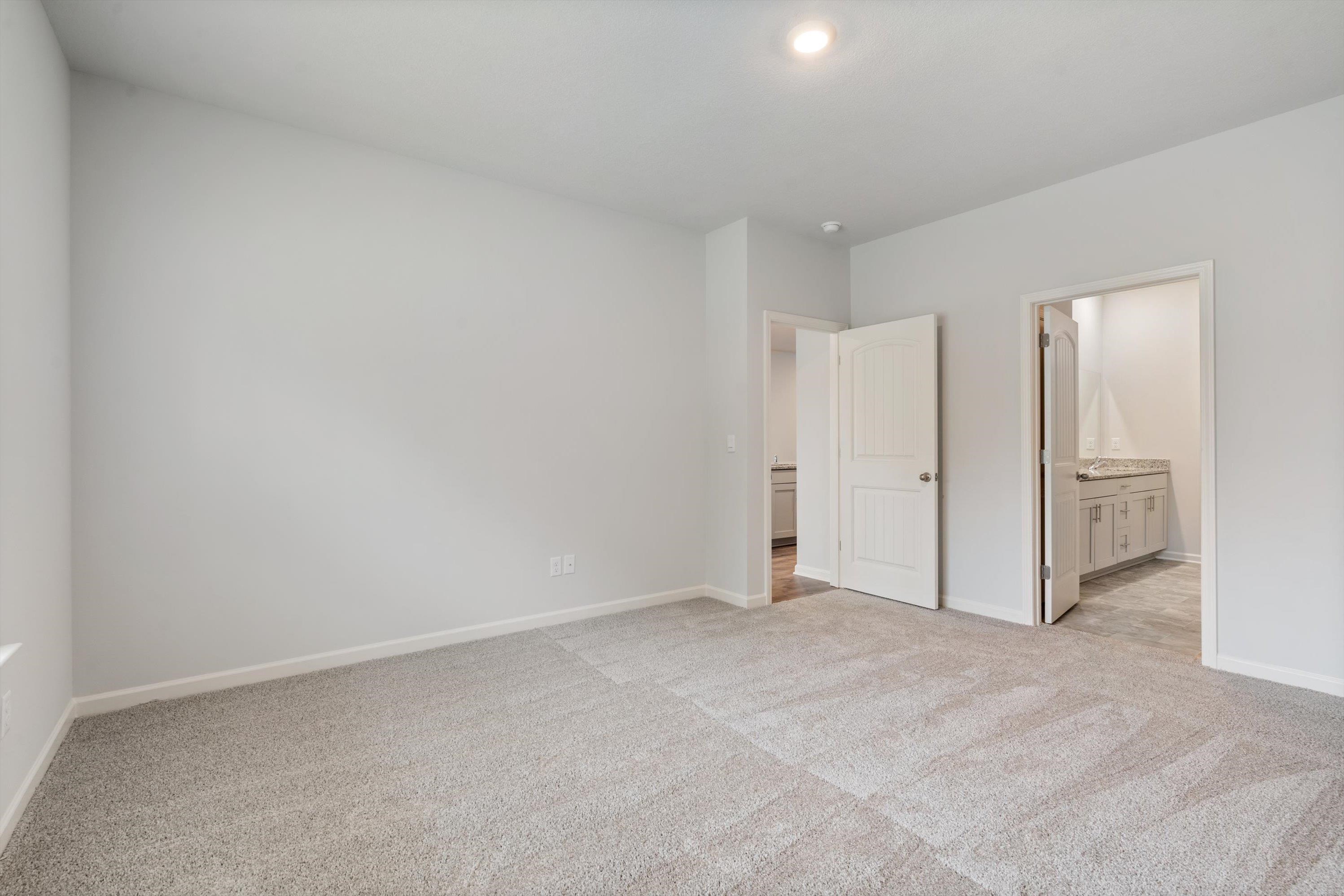 555 WINDEMERE LOOP