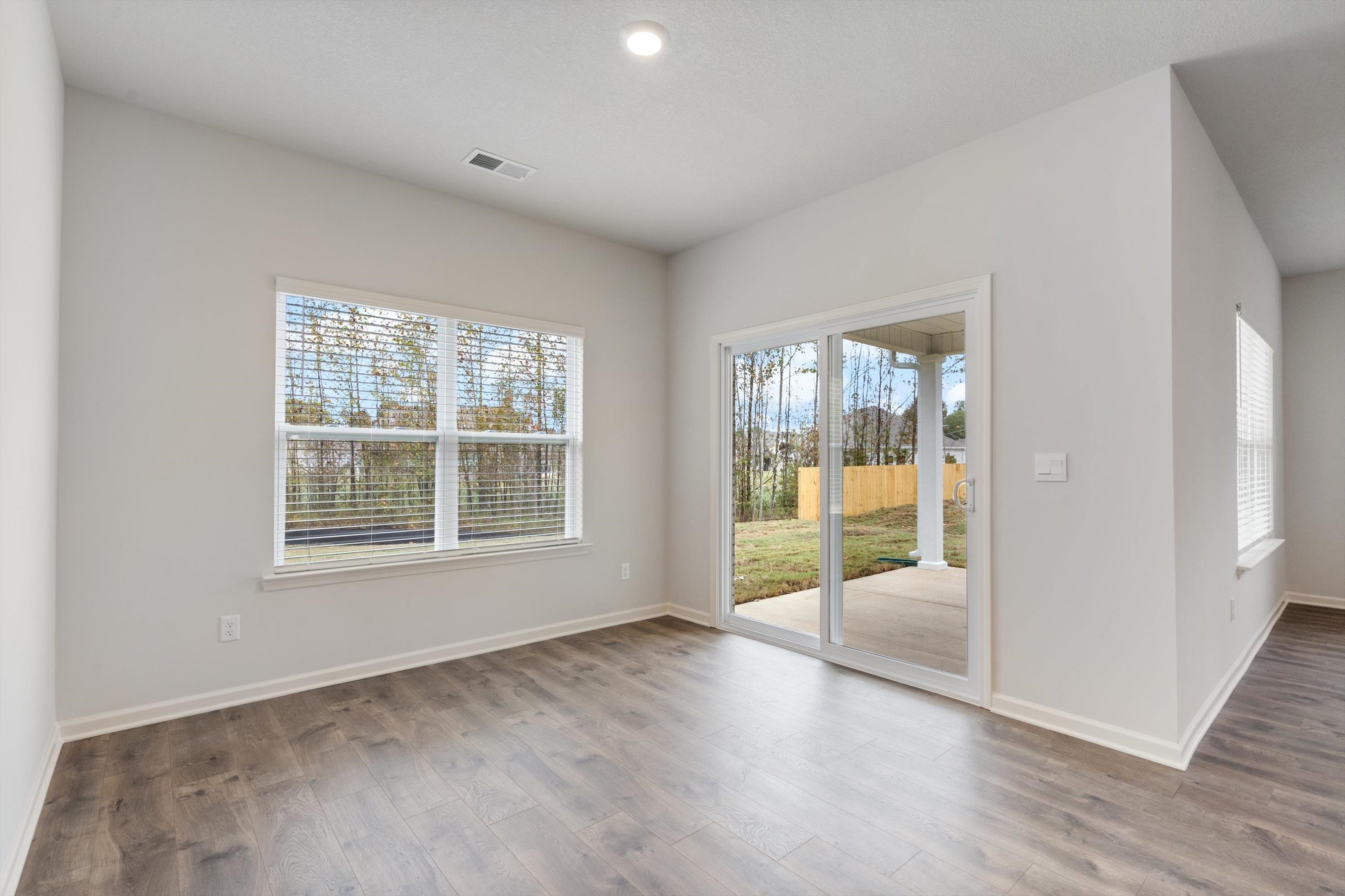 555 WINDEMERE LOOP