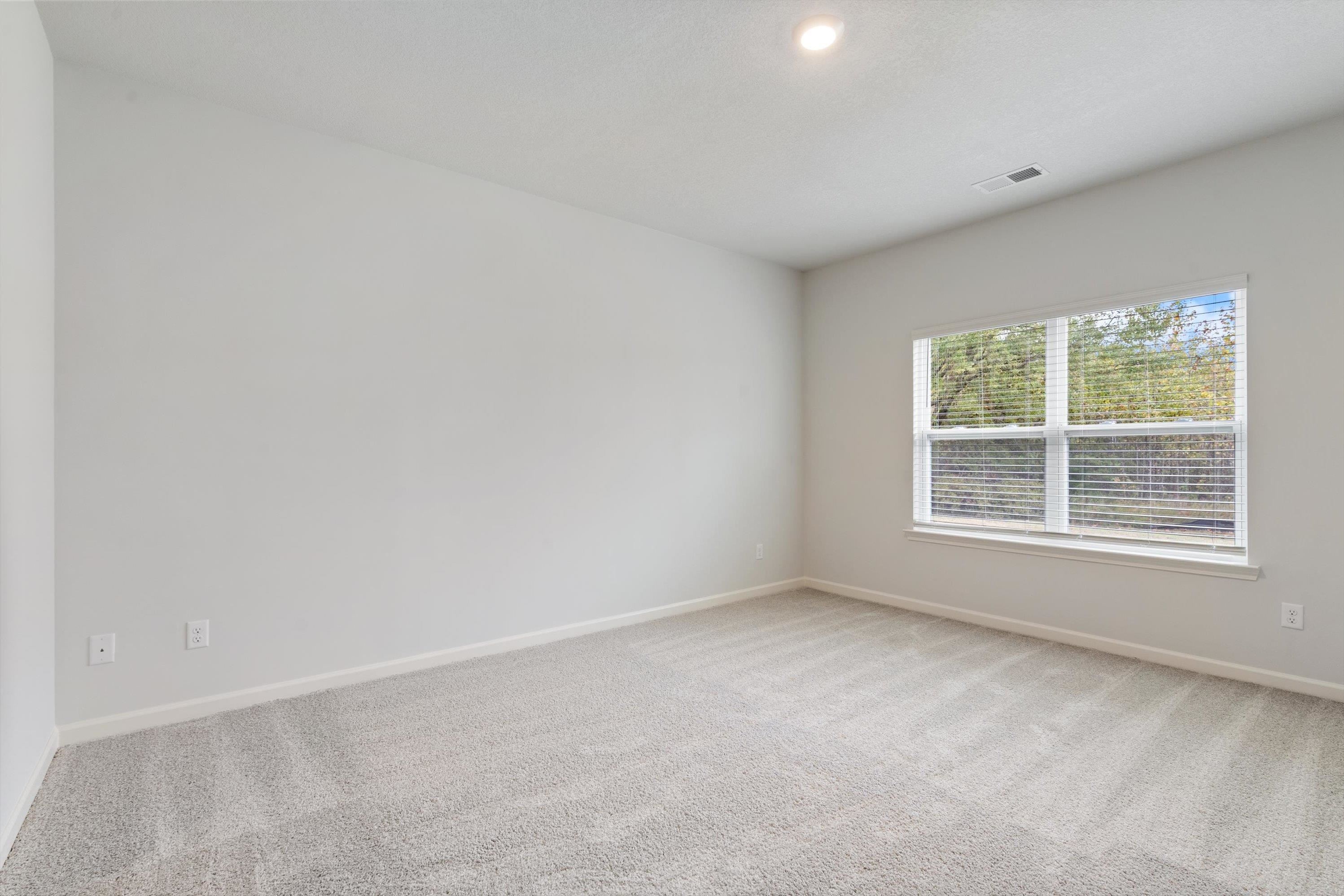 555 WINDEMERE LOOP