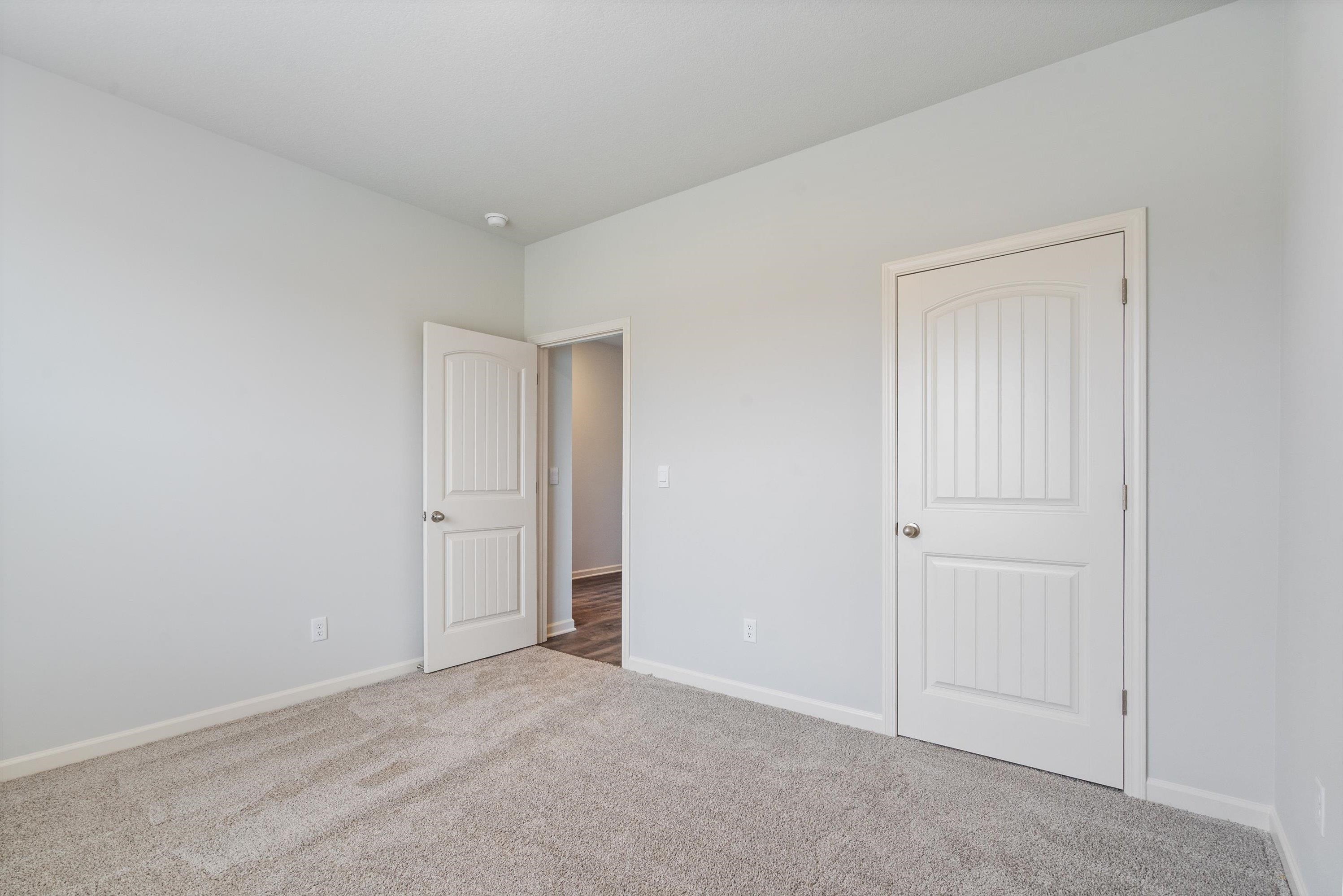 555 WINDEMERE LOOP