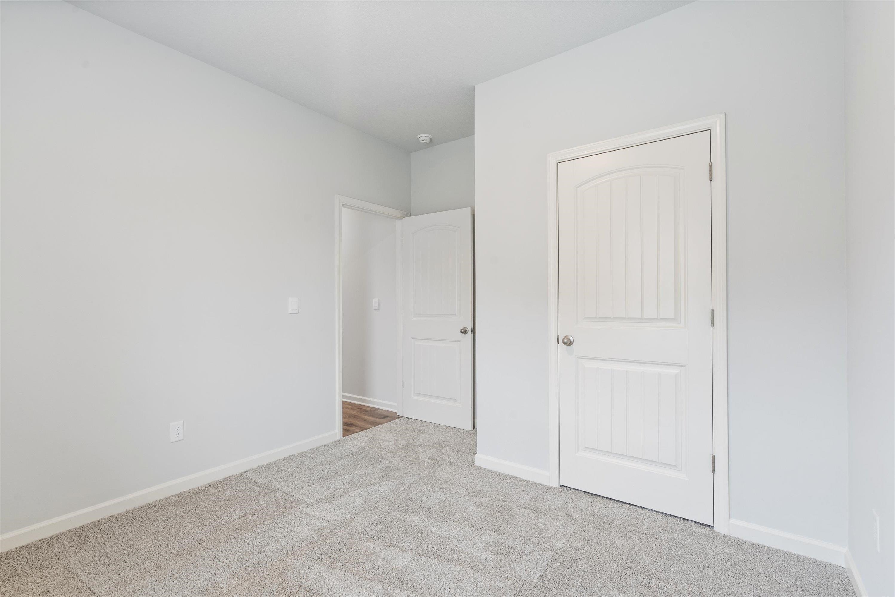 555 WINDEMERE LOOP