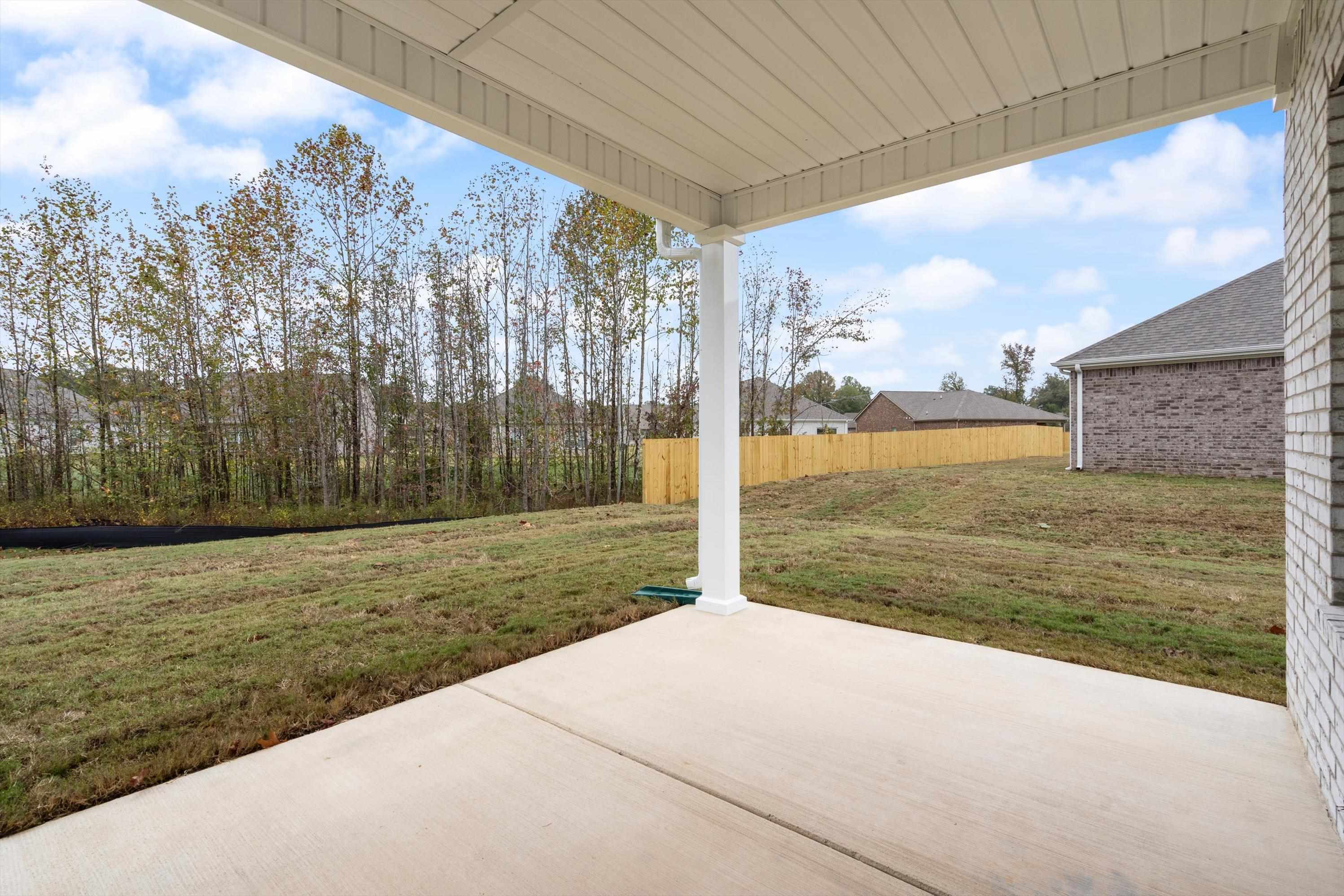 555 WINDEMERE LOOP