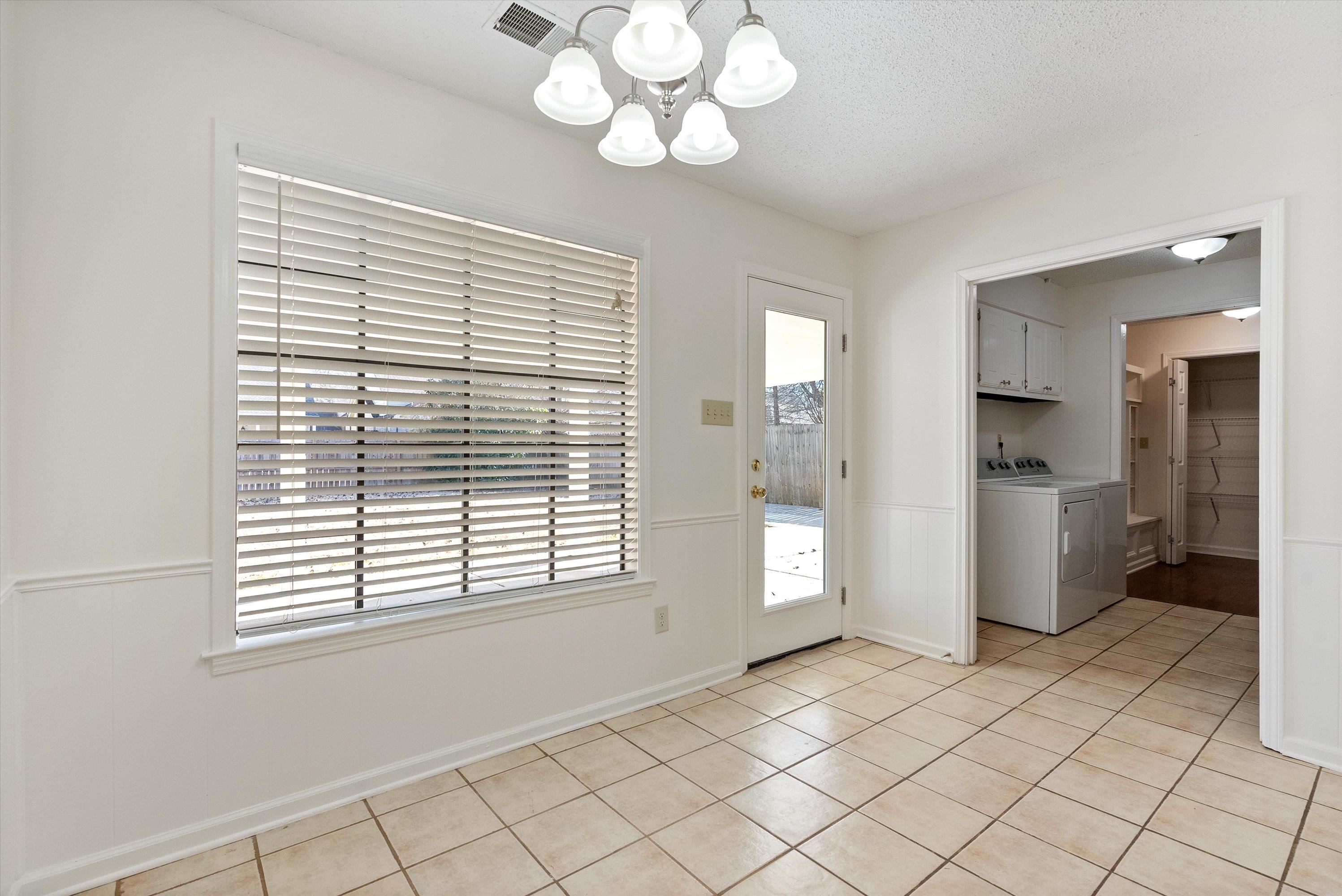 1904 ALDER BRANCH LN