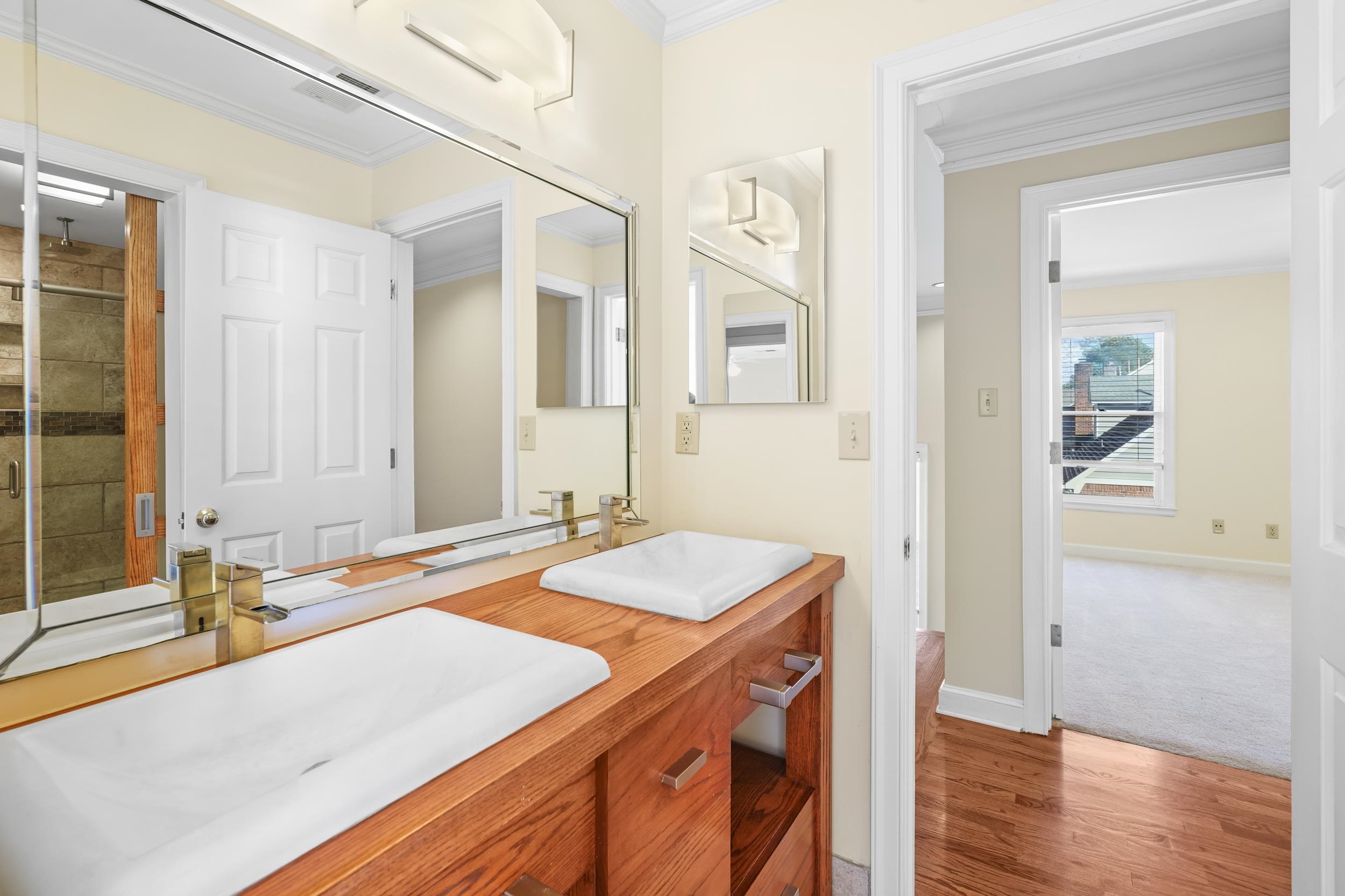 2198 DOGWOOD OAKS DR