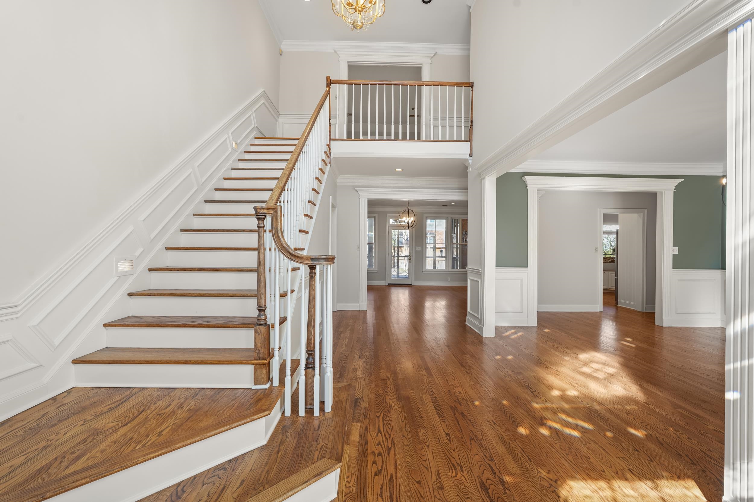 2198 DOGWOOD OAKS DR