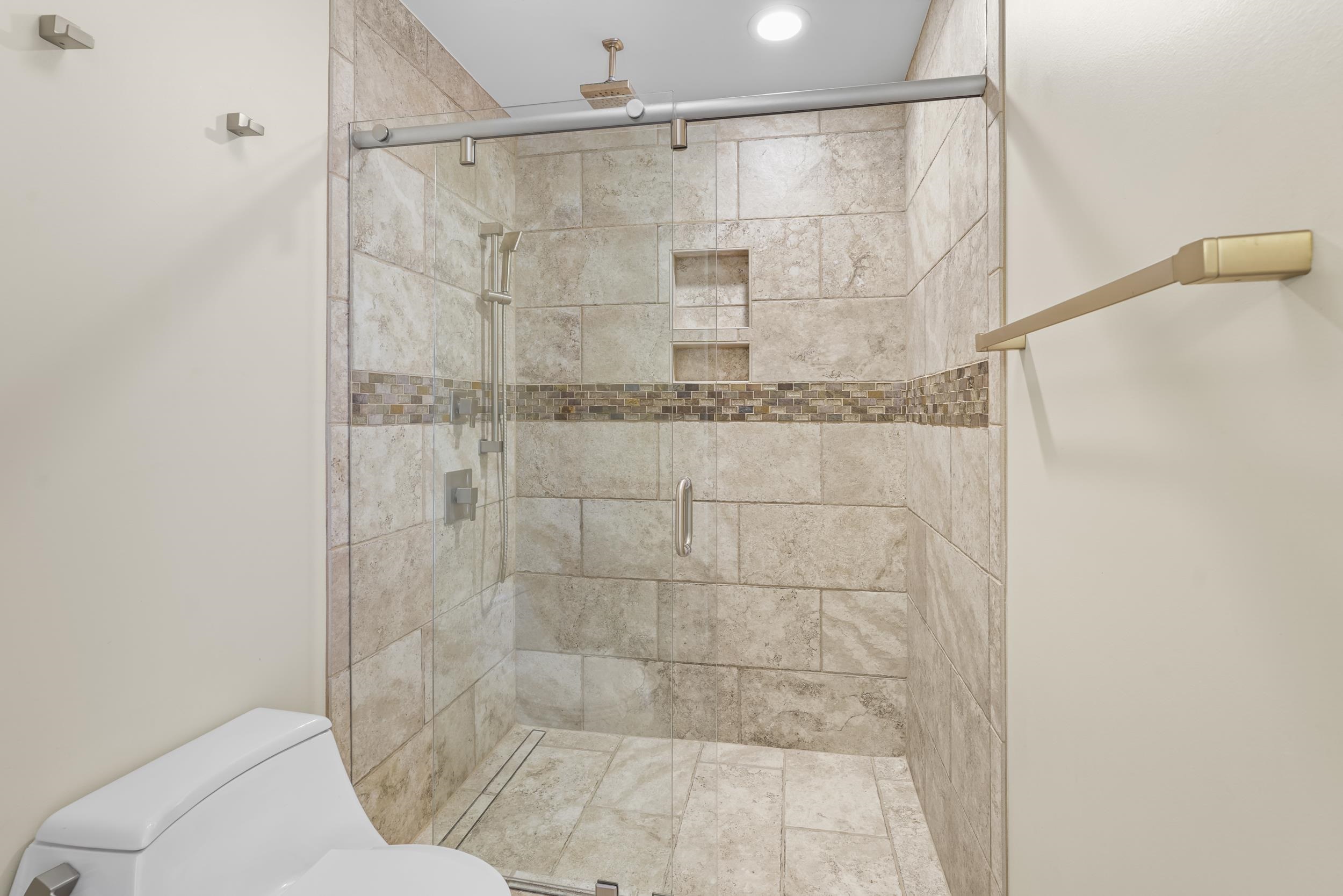 2198 DOGWOOD OAKS DR