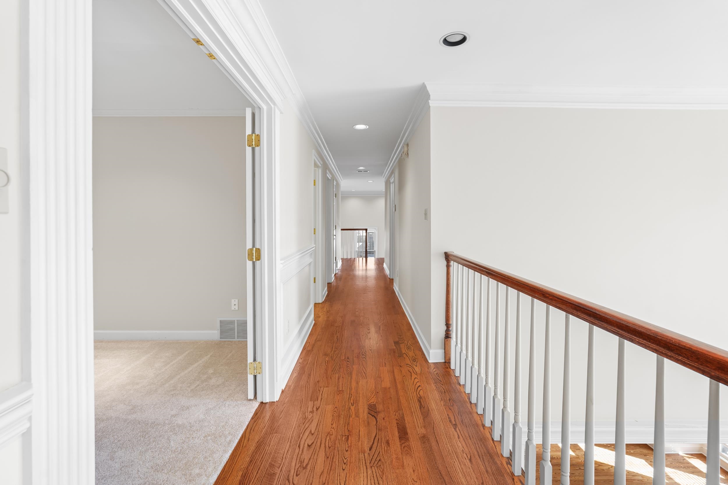 2198 DOGWOOD OAKS DR