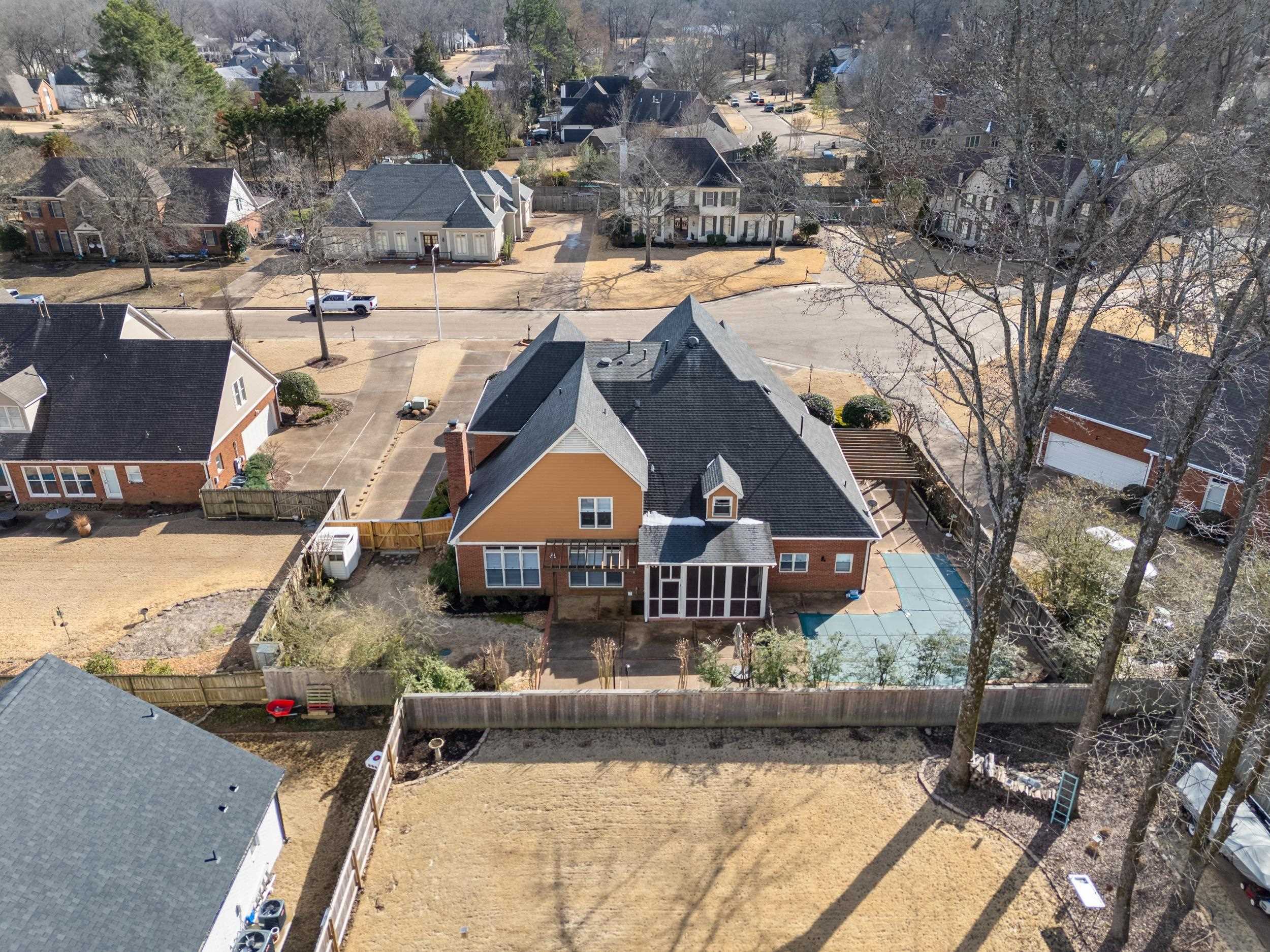 2198 DOGWOOD OAKS DR