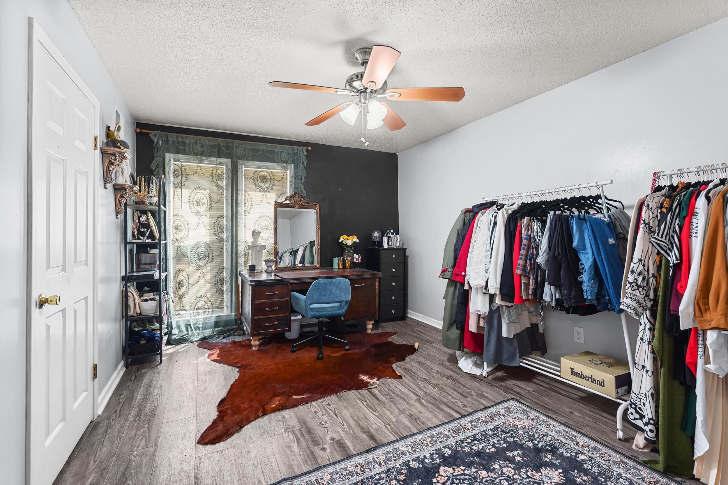 3111 MARY NANCY CV