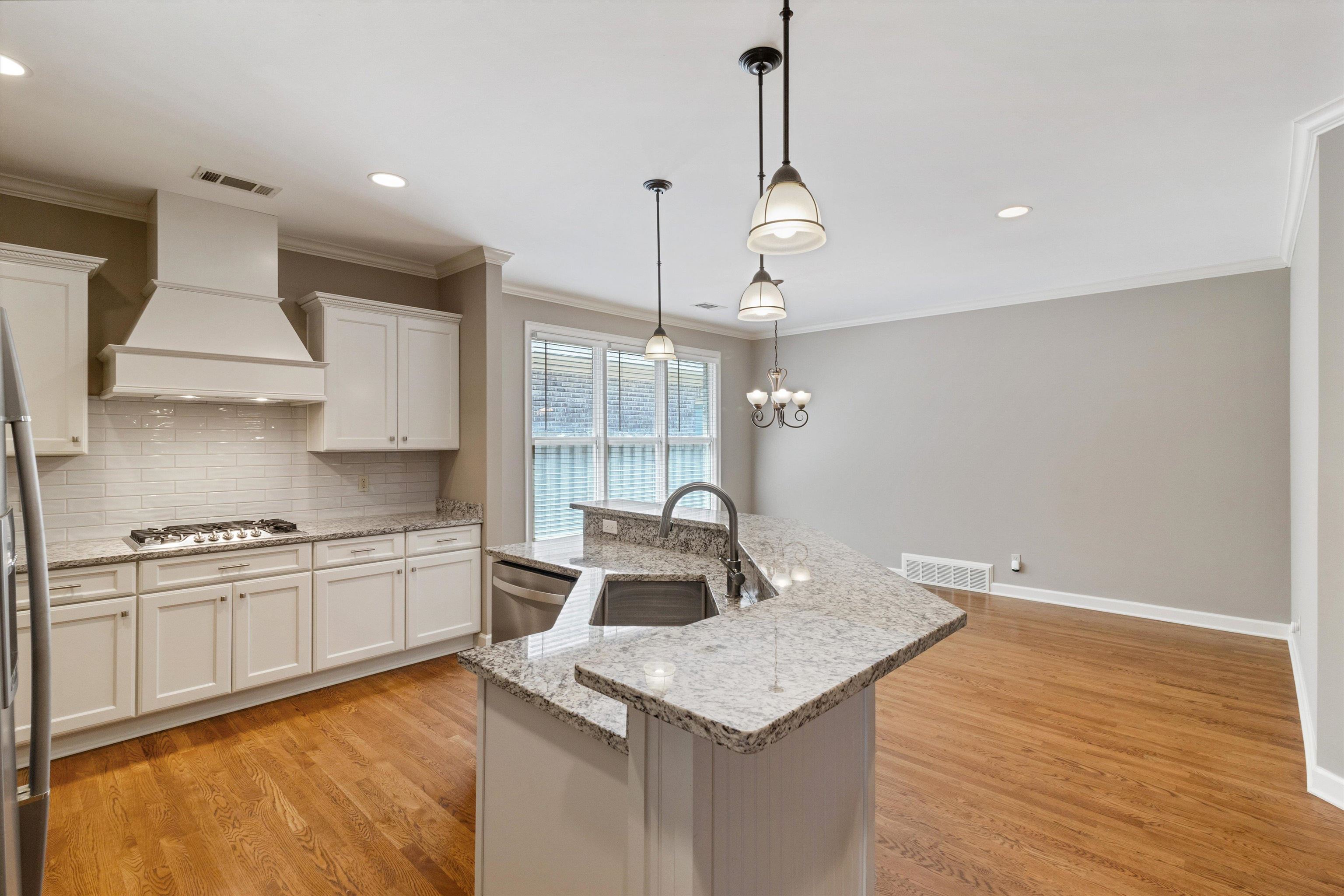 2087 STANDING ROCK AVE