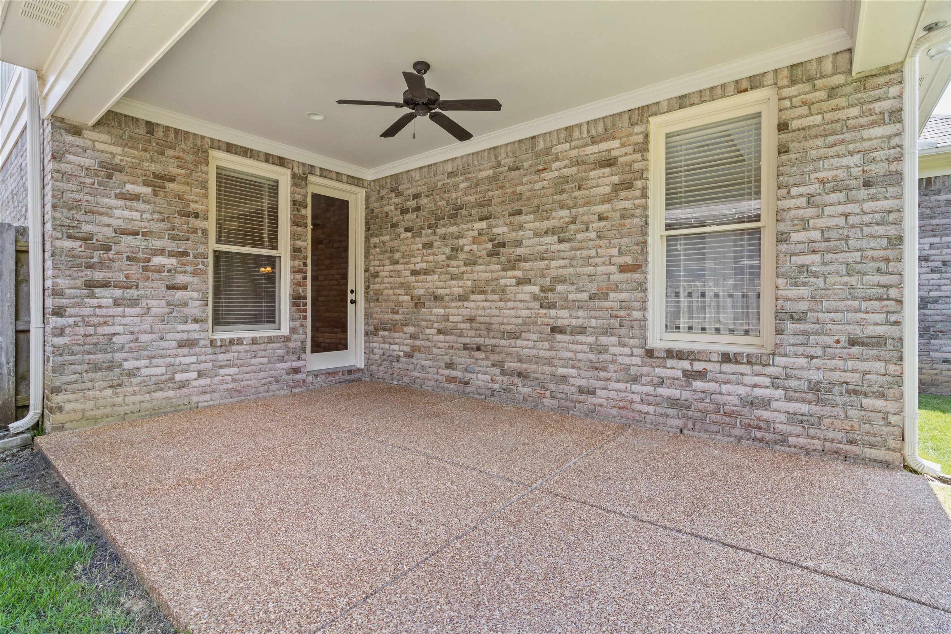 2087 STANDING ROCK AVE