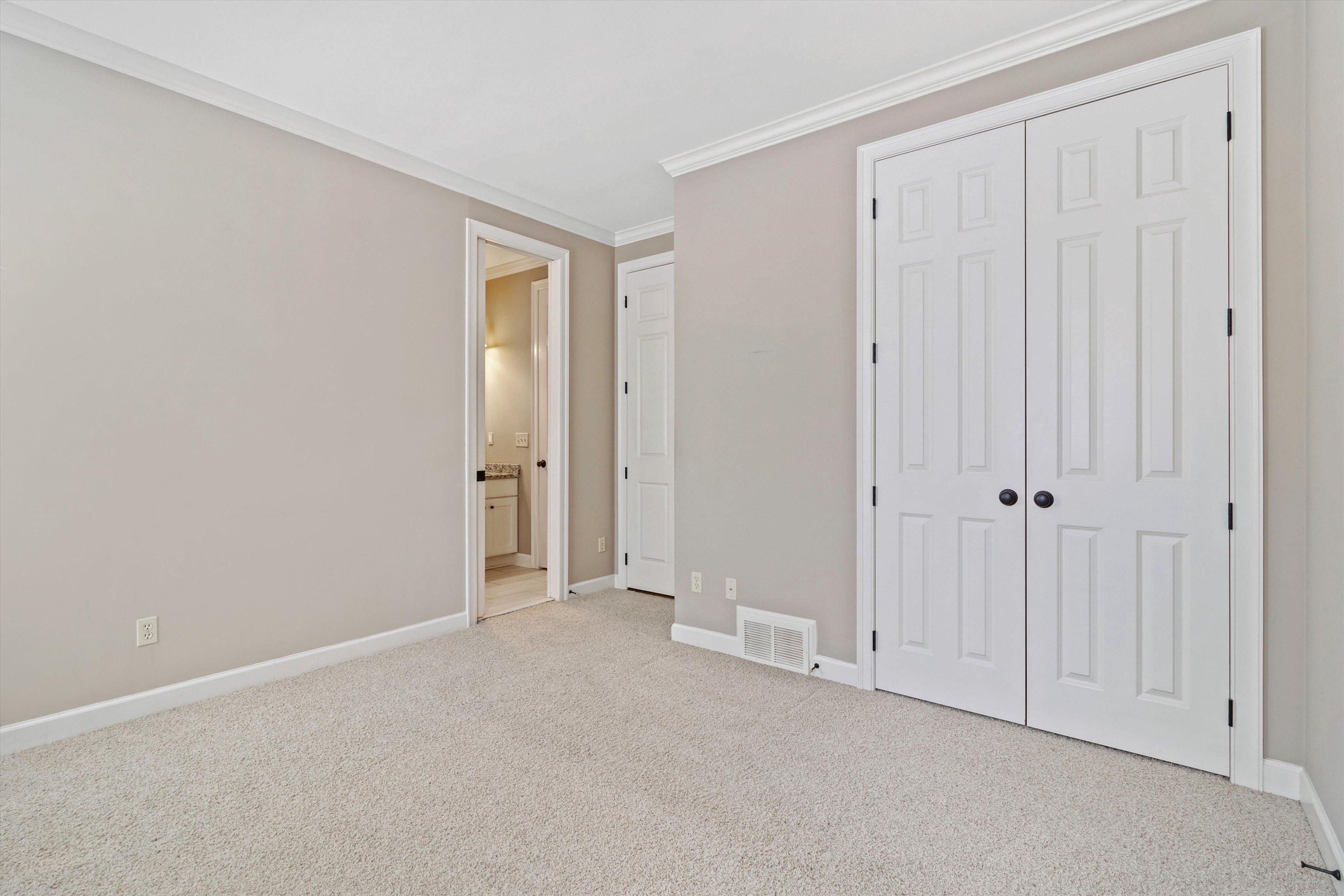 2087 STANDING ROCK AVE