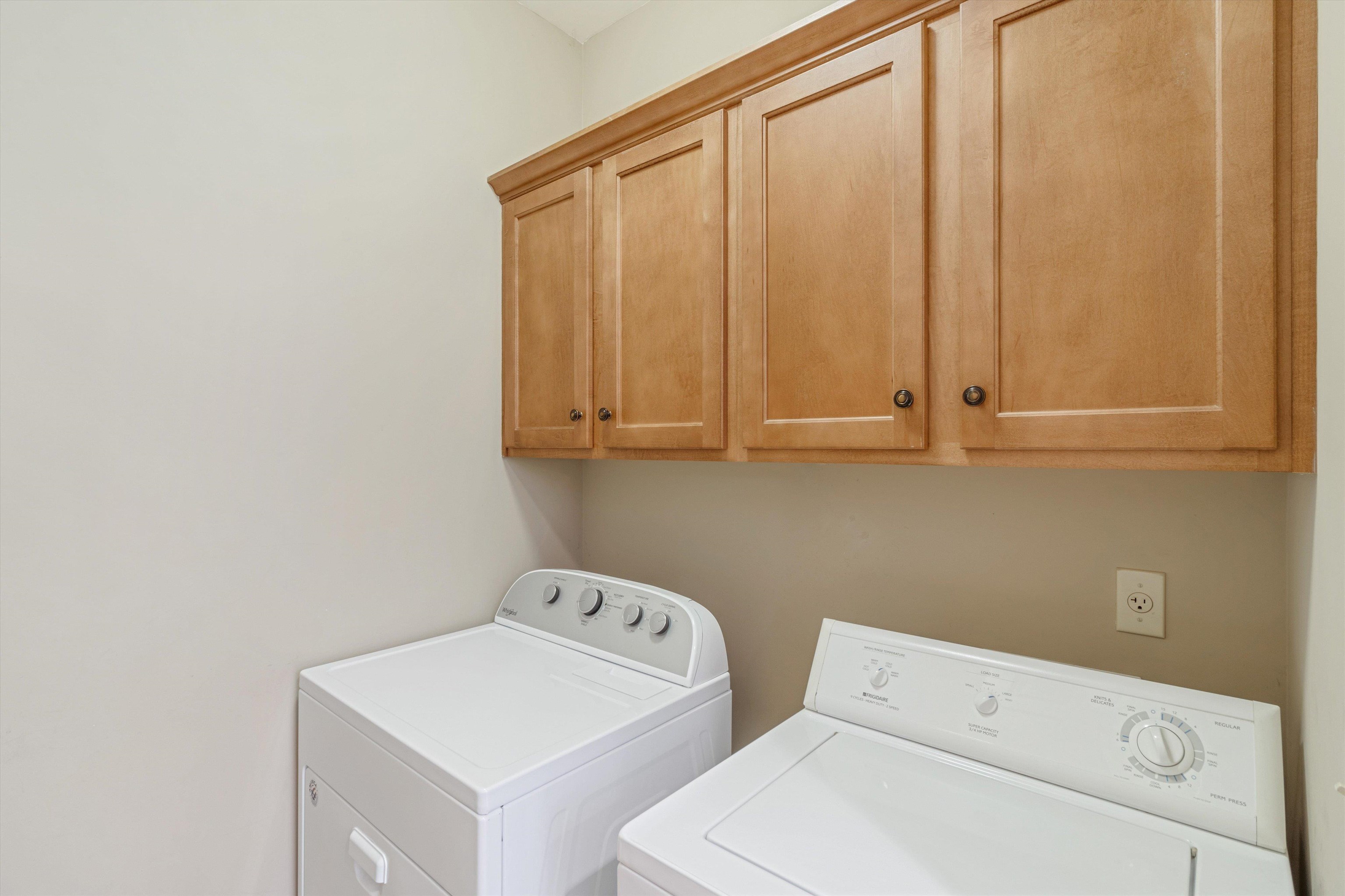 2087 STANDING ROCK AVE