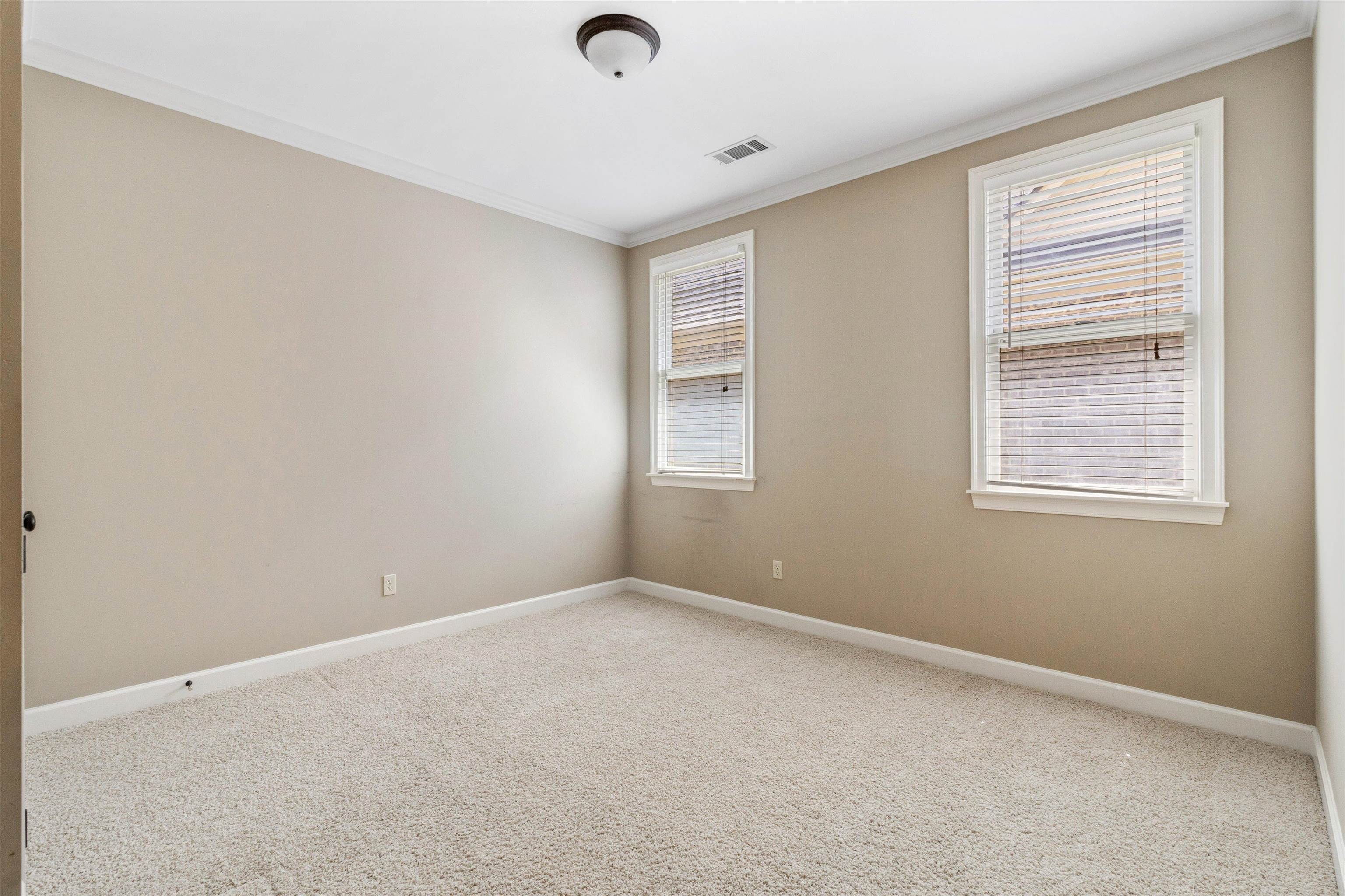 2087 STANDING ROCK AVE