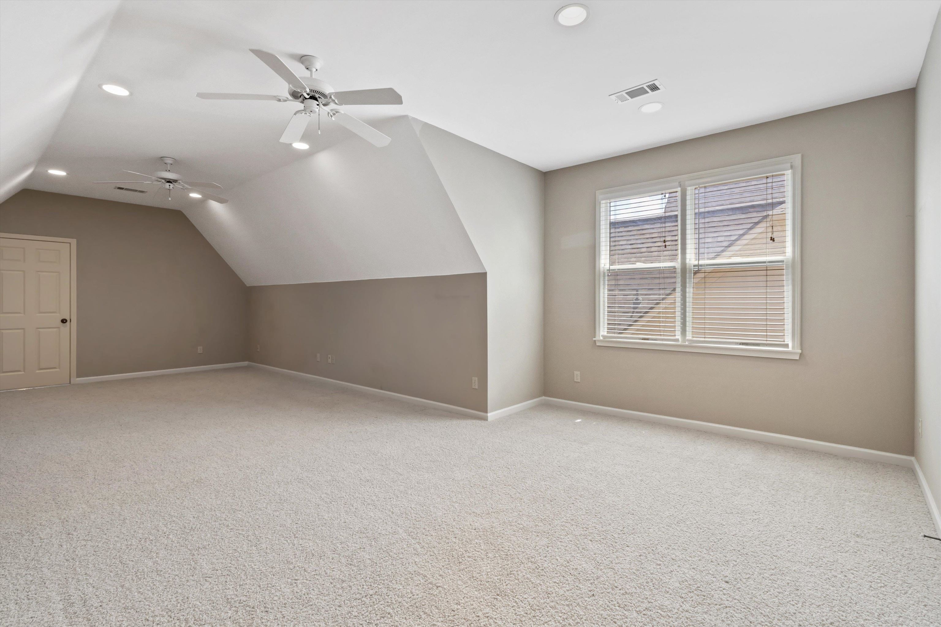 2087 STANDING ROCK AVE