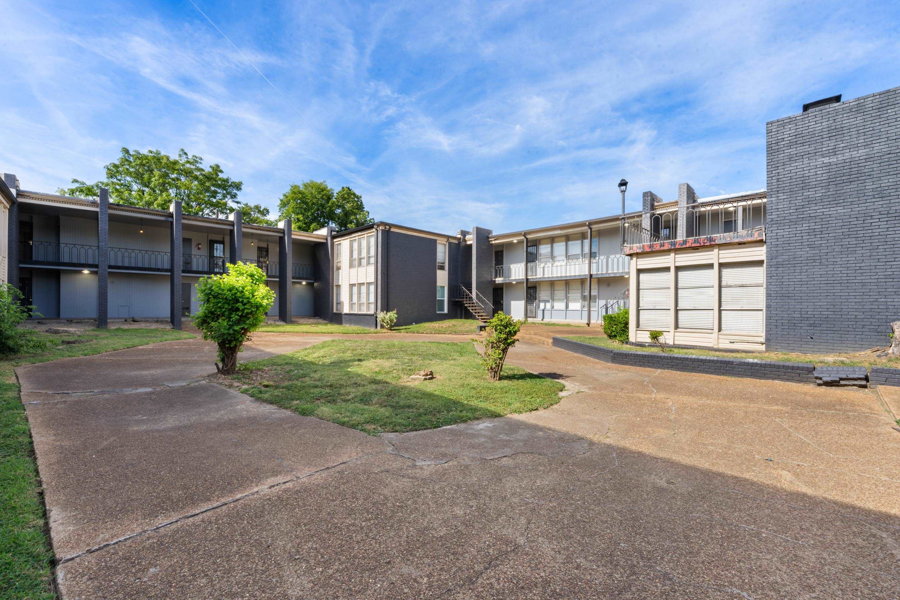 45 N BELVEDERE BLVD Unit: 108