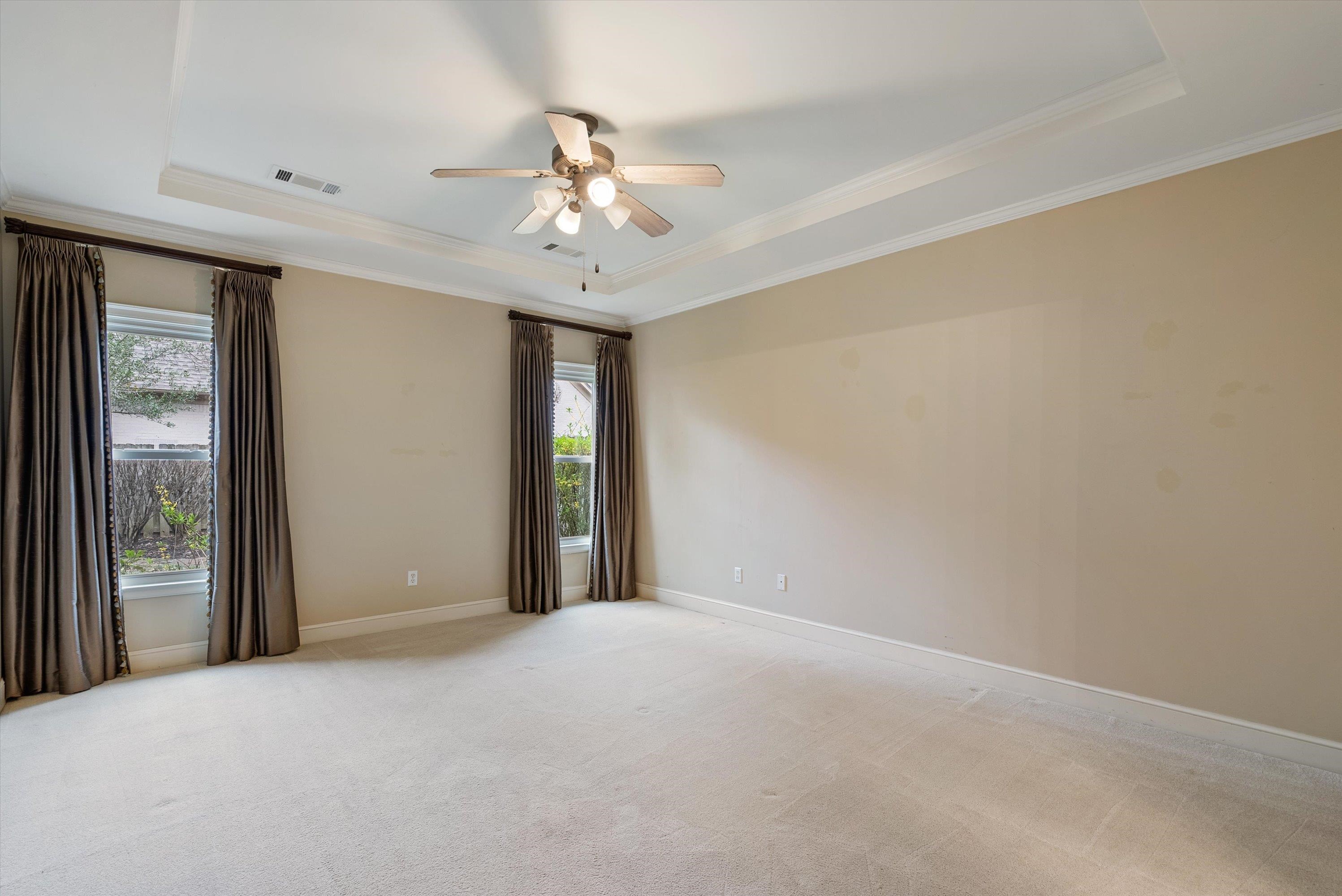 536 WARWICK WILLOW LN