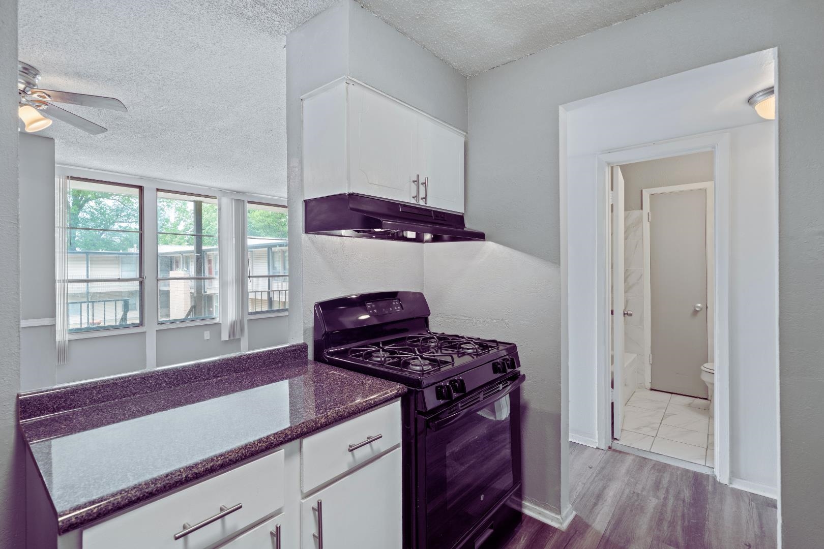 108 N BELVEDERE BLVD Unit: 22