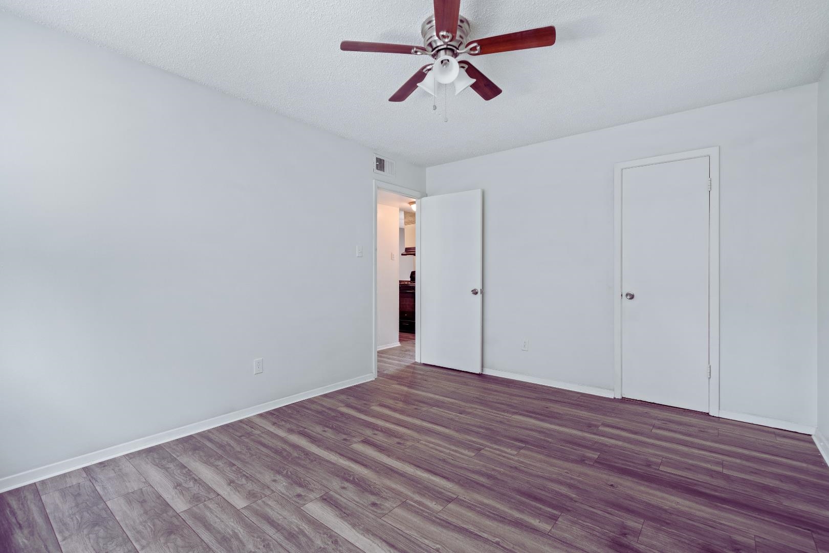 108 N BELVEDERE BLVD Unit: 22