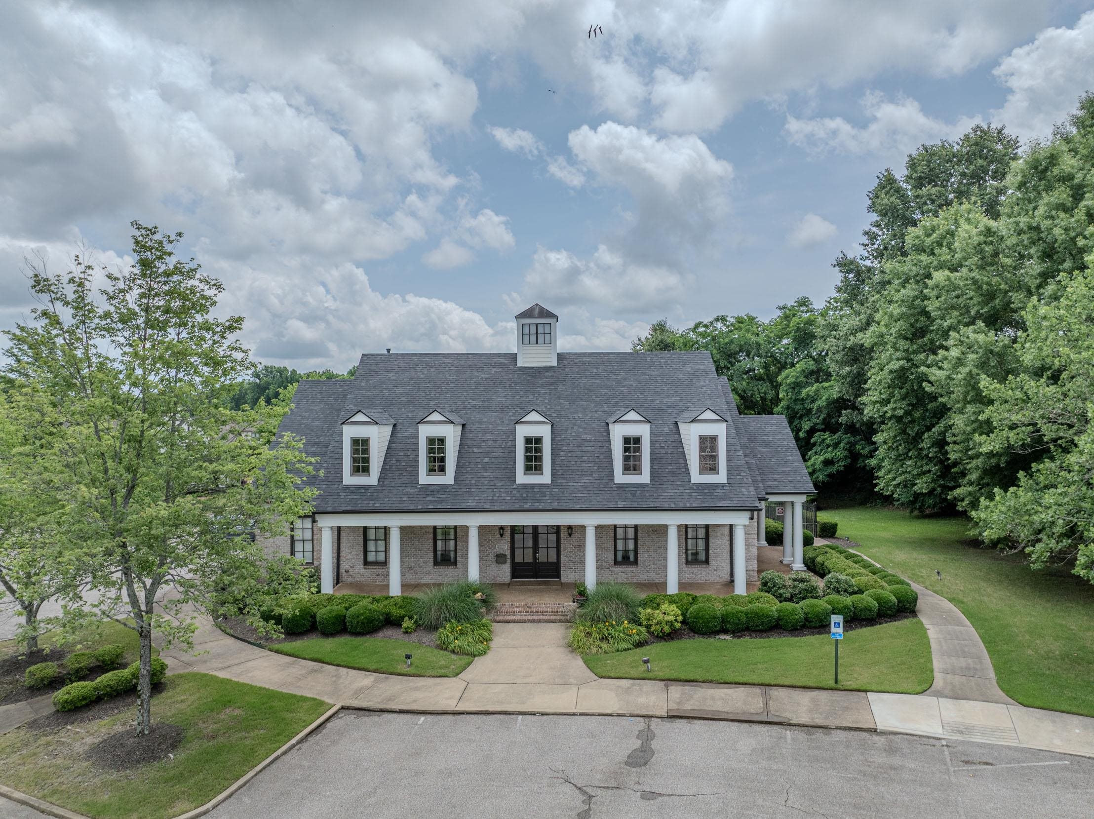 4260 MELWOOD OAK DR