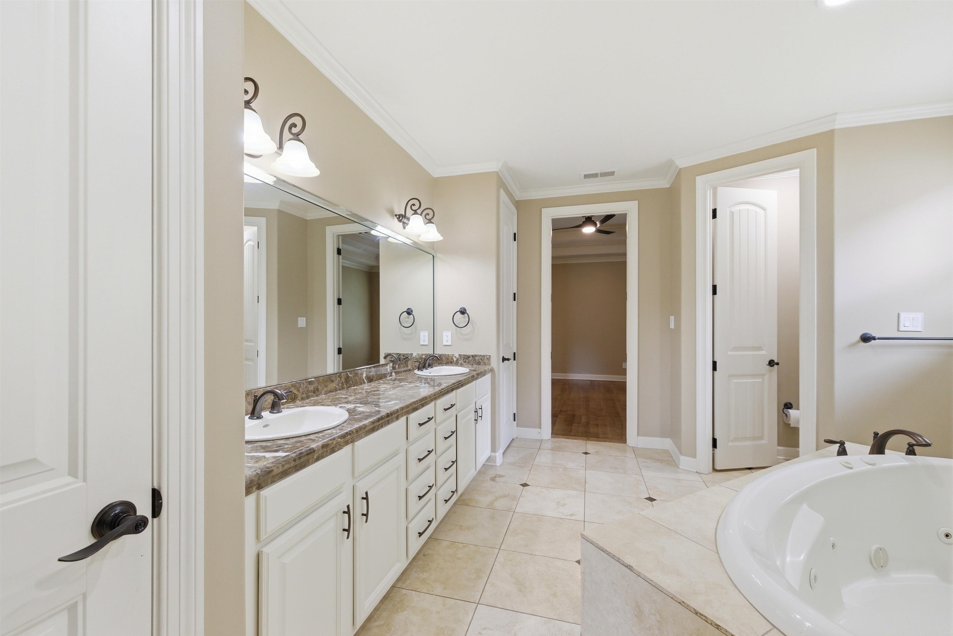 4260 MELWOOD OAK DR