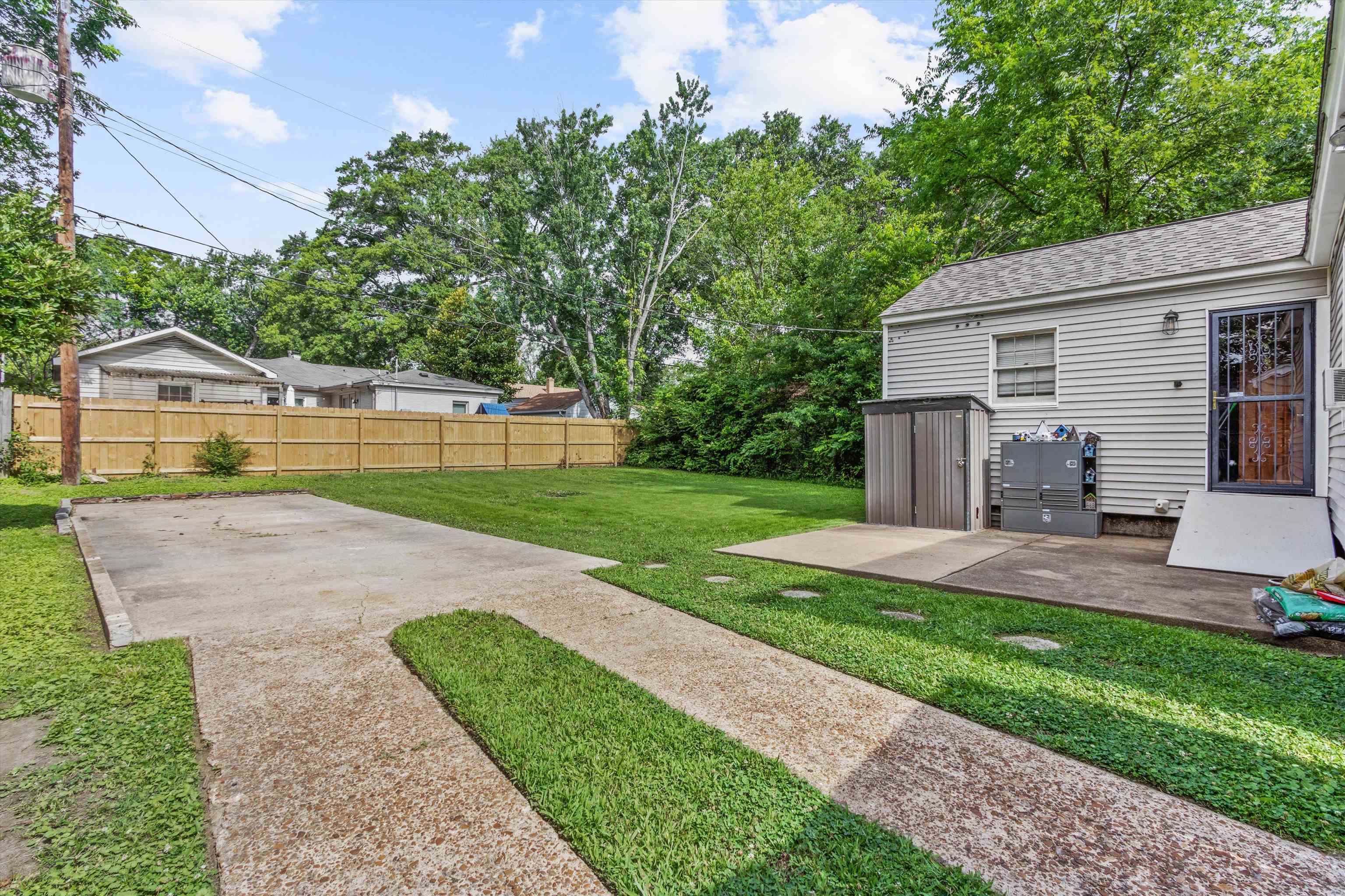 507 GRAHAMWOOD DR