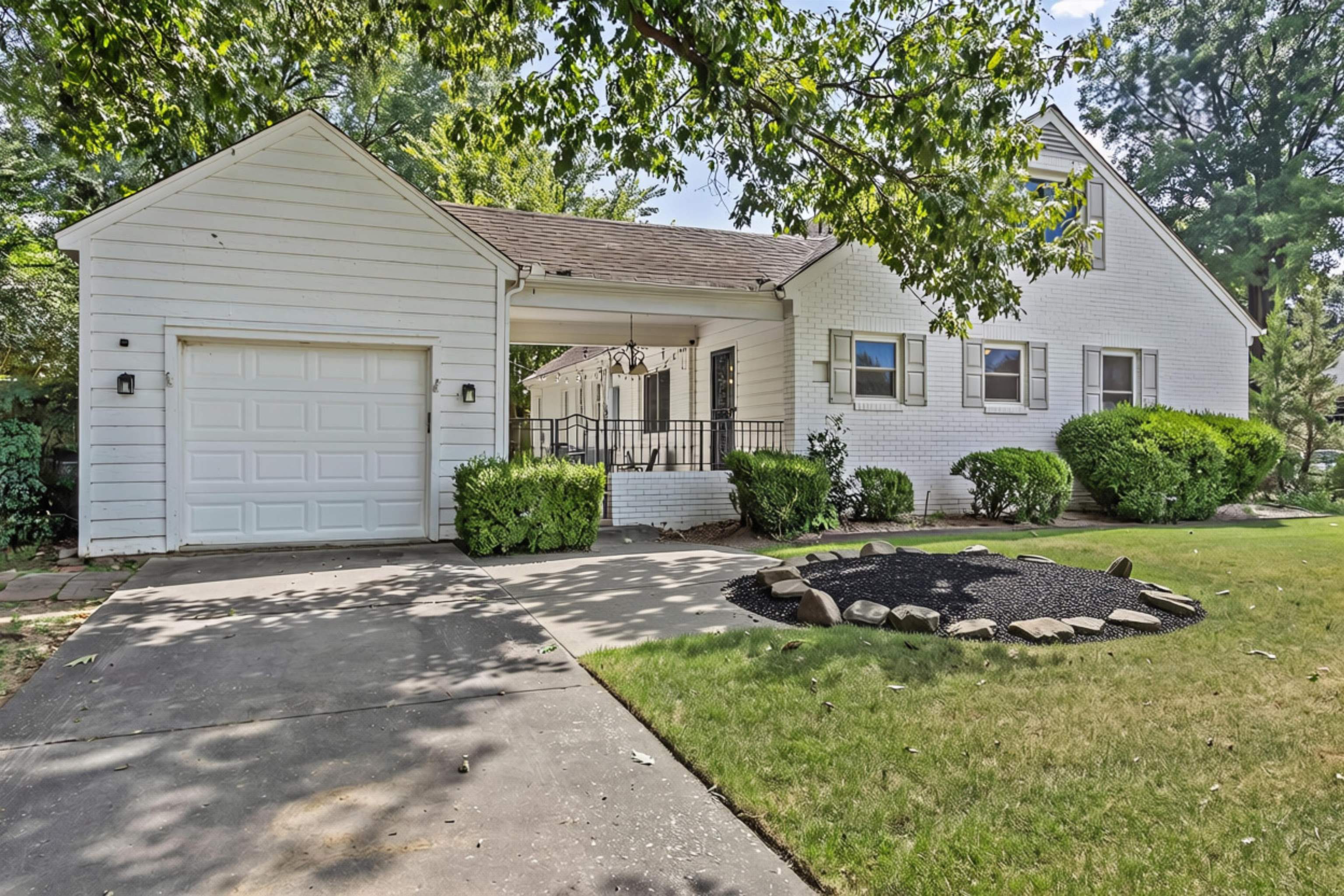 344 CHUCKWOOD RD