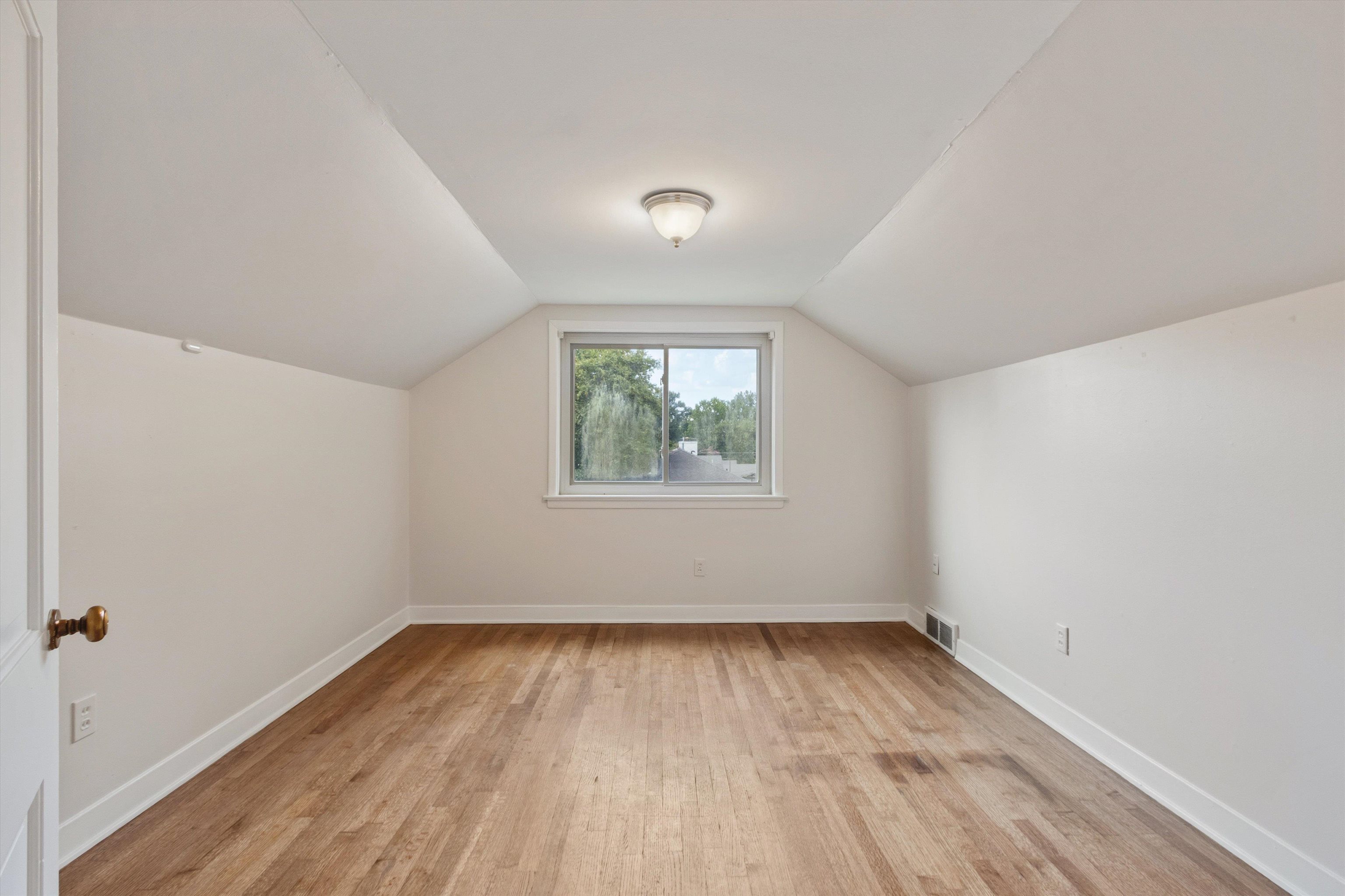 344 CHUCKWOOD RD
