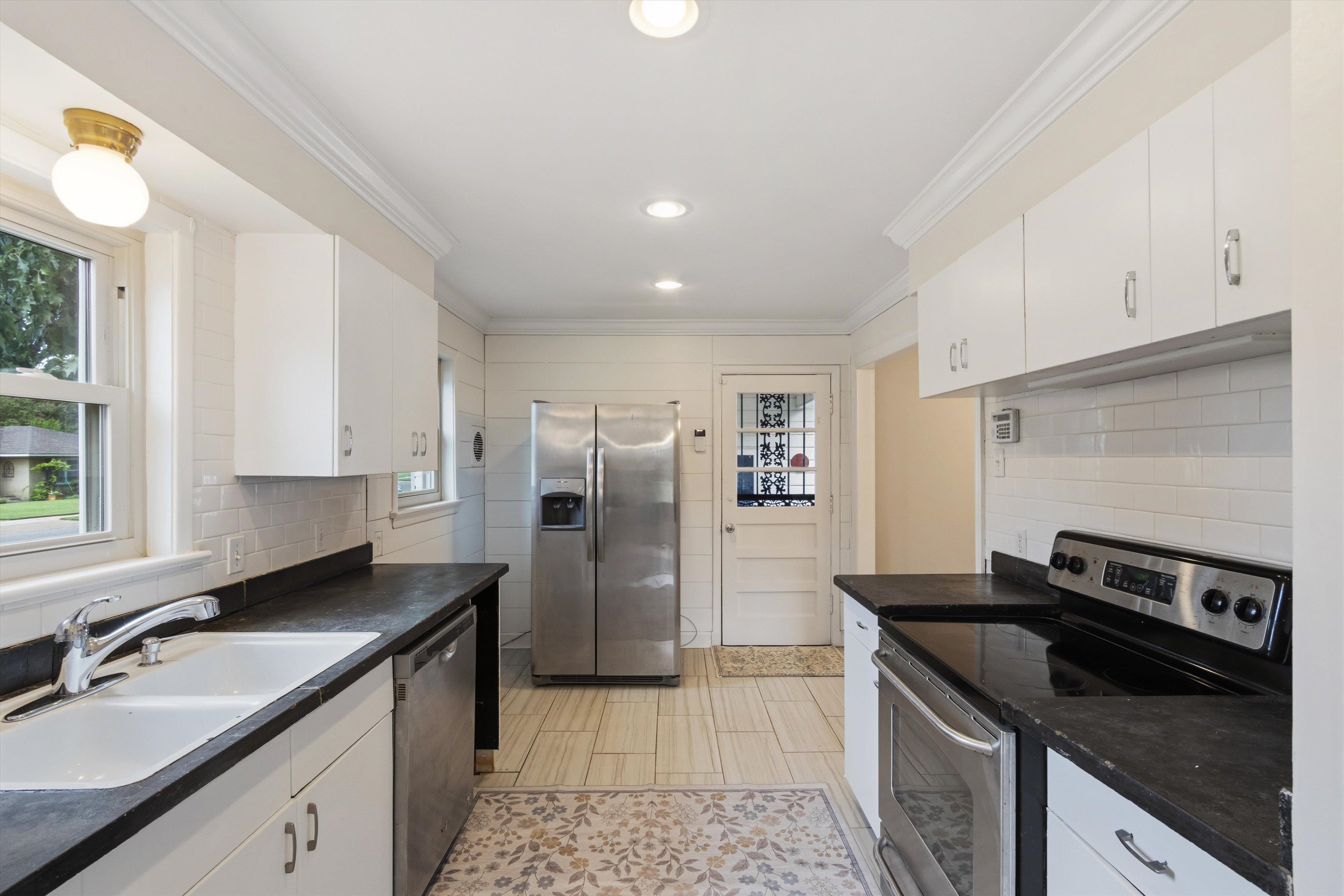 344 CHUCKWOOD RD