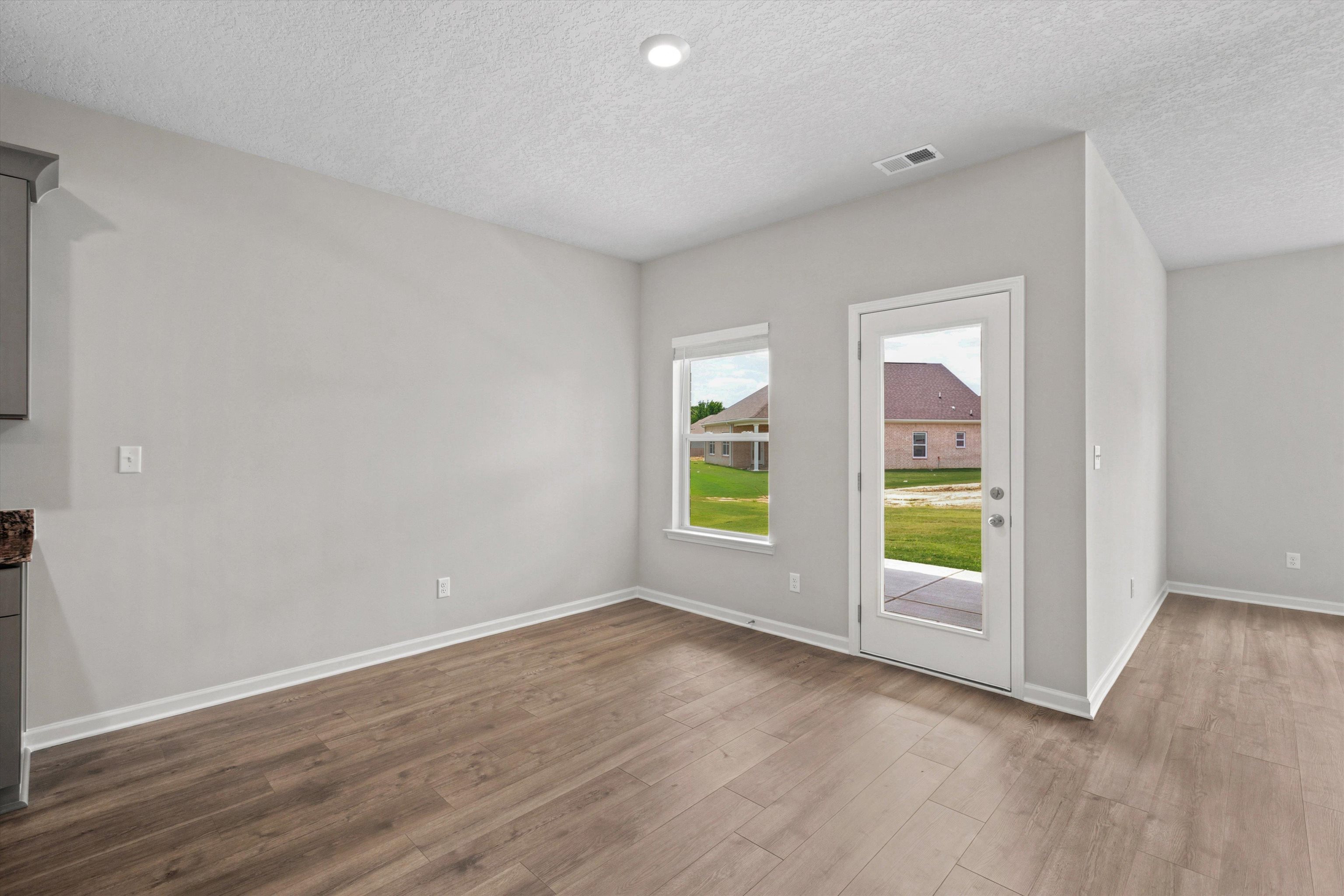 320 WINDEMERE LOOP