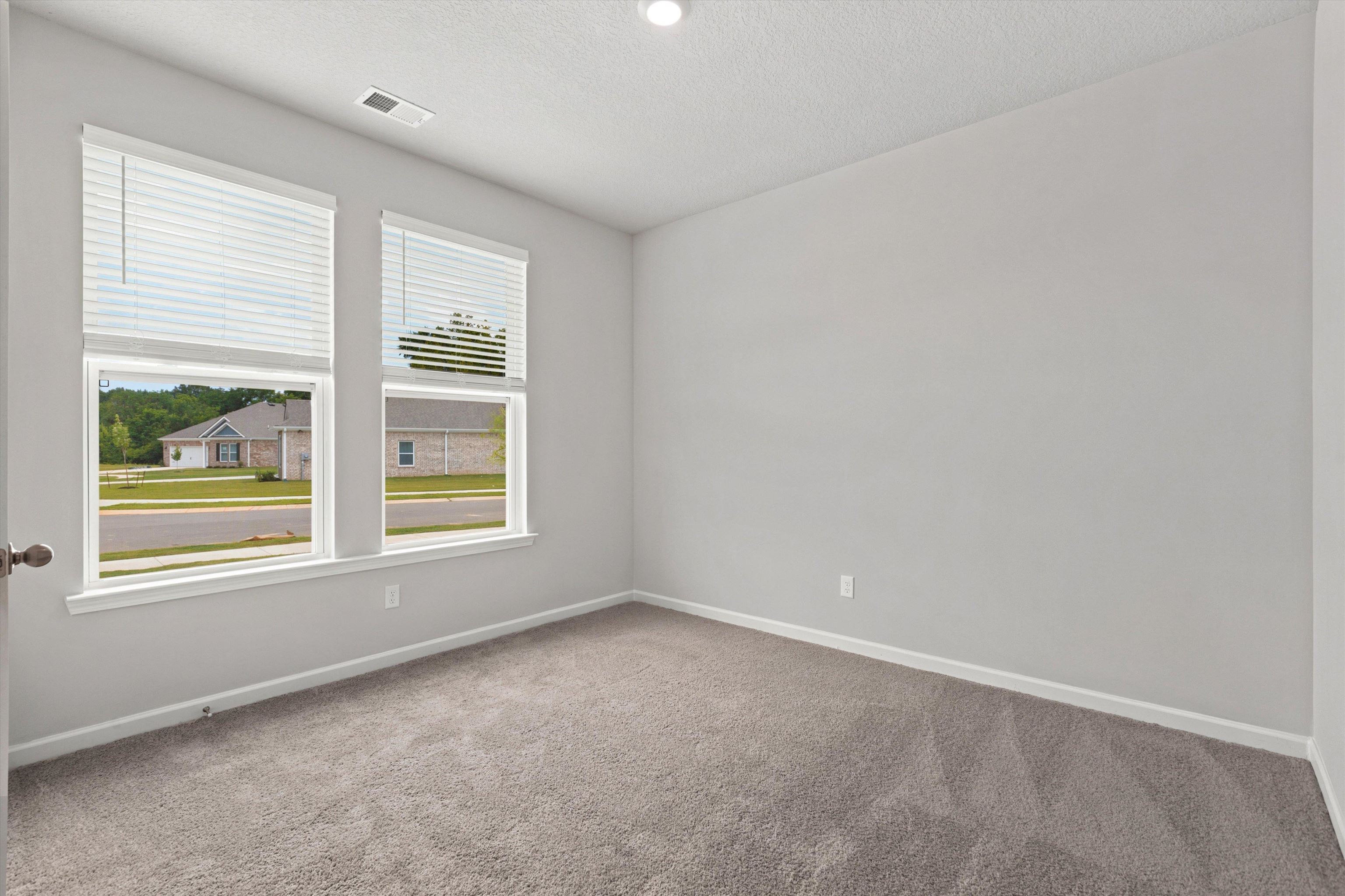 320 WINDEMERE LOOP