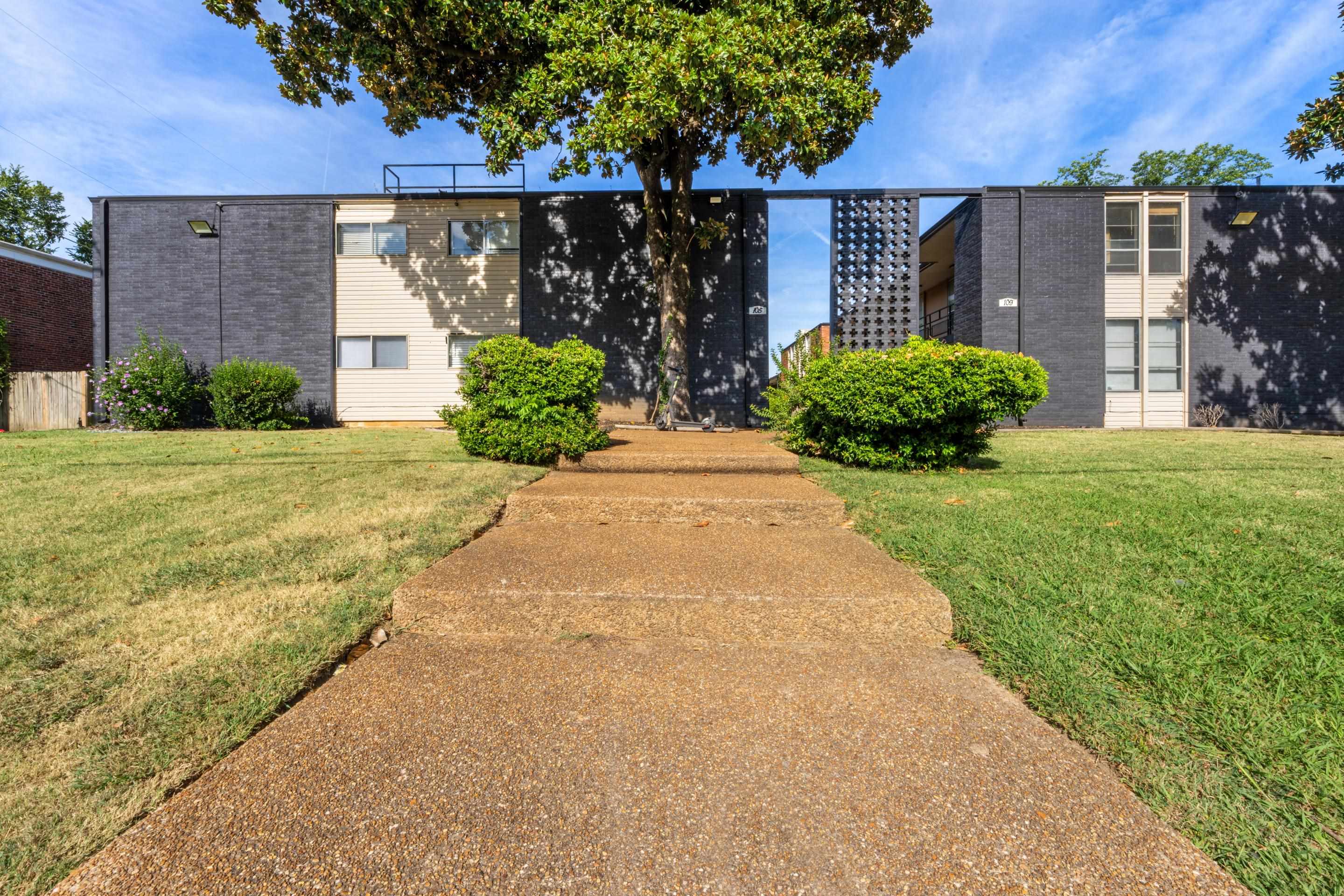 105 N BELVEDERE BLVD Unit: 6