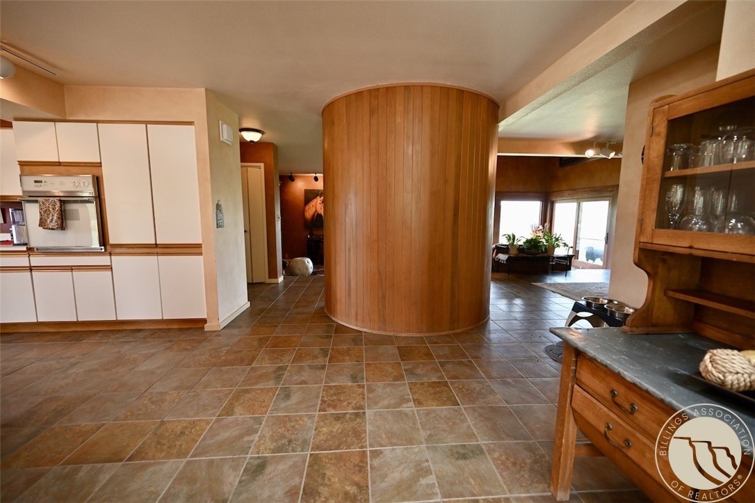 8533 Bighorn ROAD