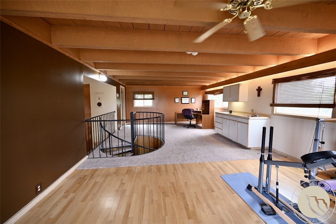 8533 Bighorn ROAD