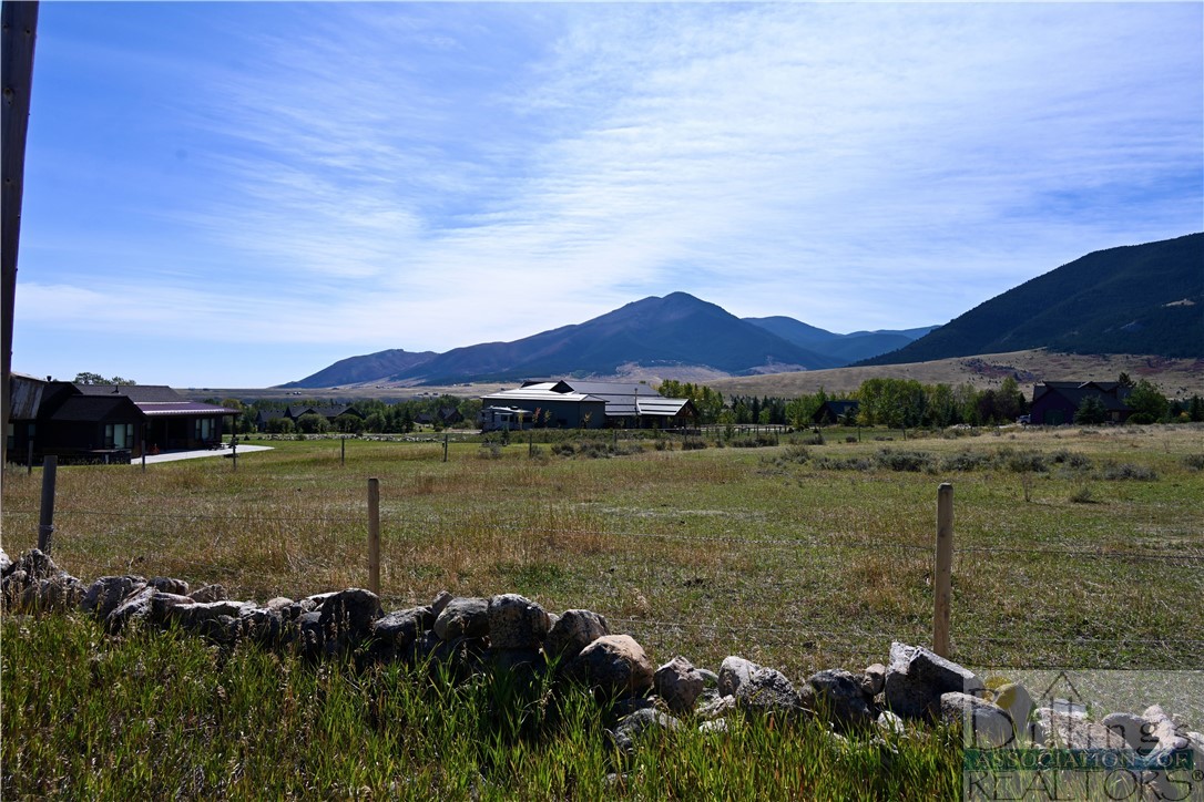 Lot 10 Palisades Campground