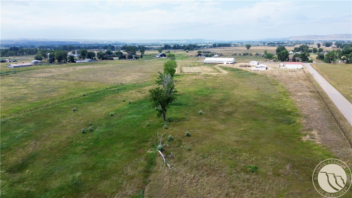 2410 Boggio LANE